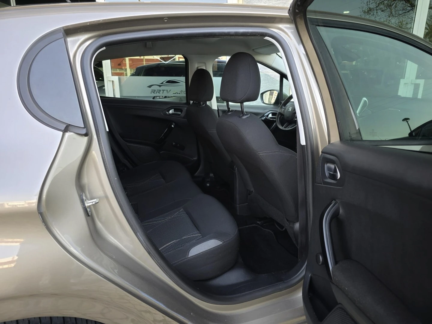 Peugeot 208 1.4 HDi Active