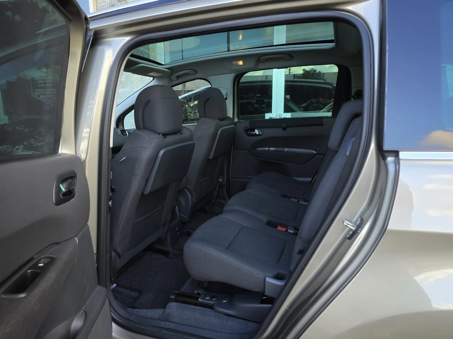Peugeot 5008 1.6 BlueHDi Allure J17
