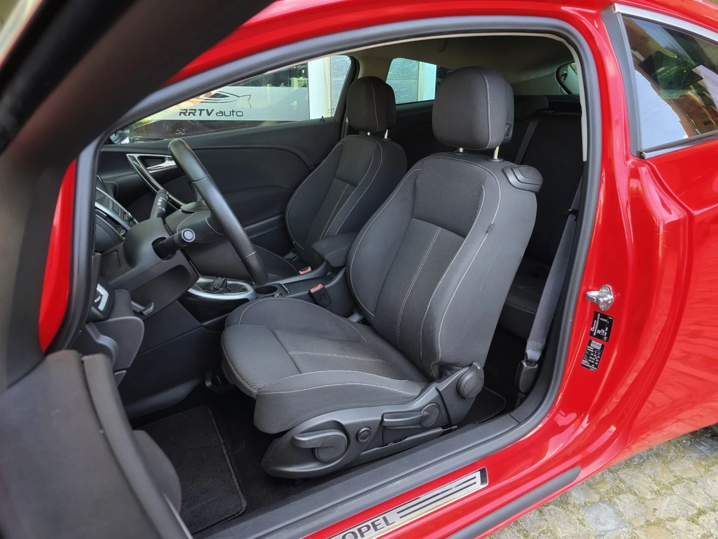 Opel Astra GTC 1.7 CDTi S/S J19