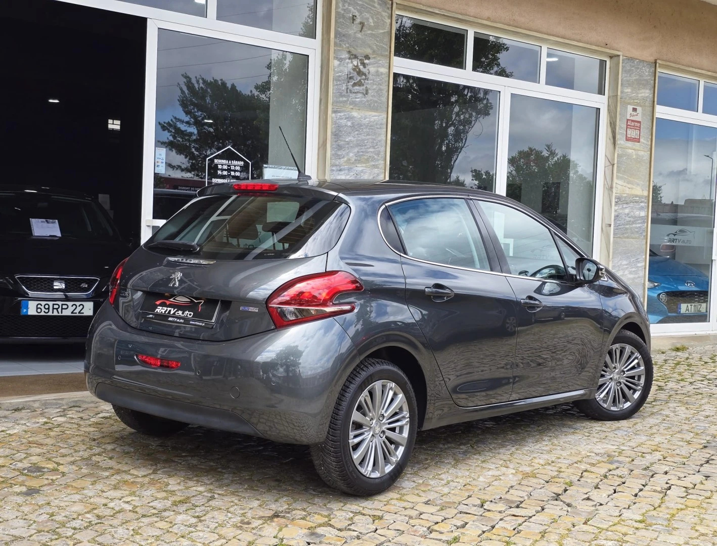 Peugeot 208 1.2 PureTech Allure EAT6