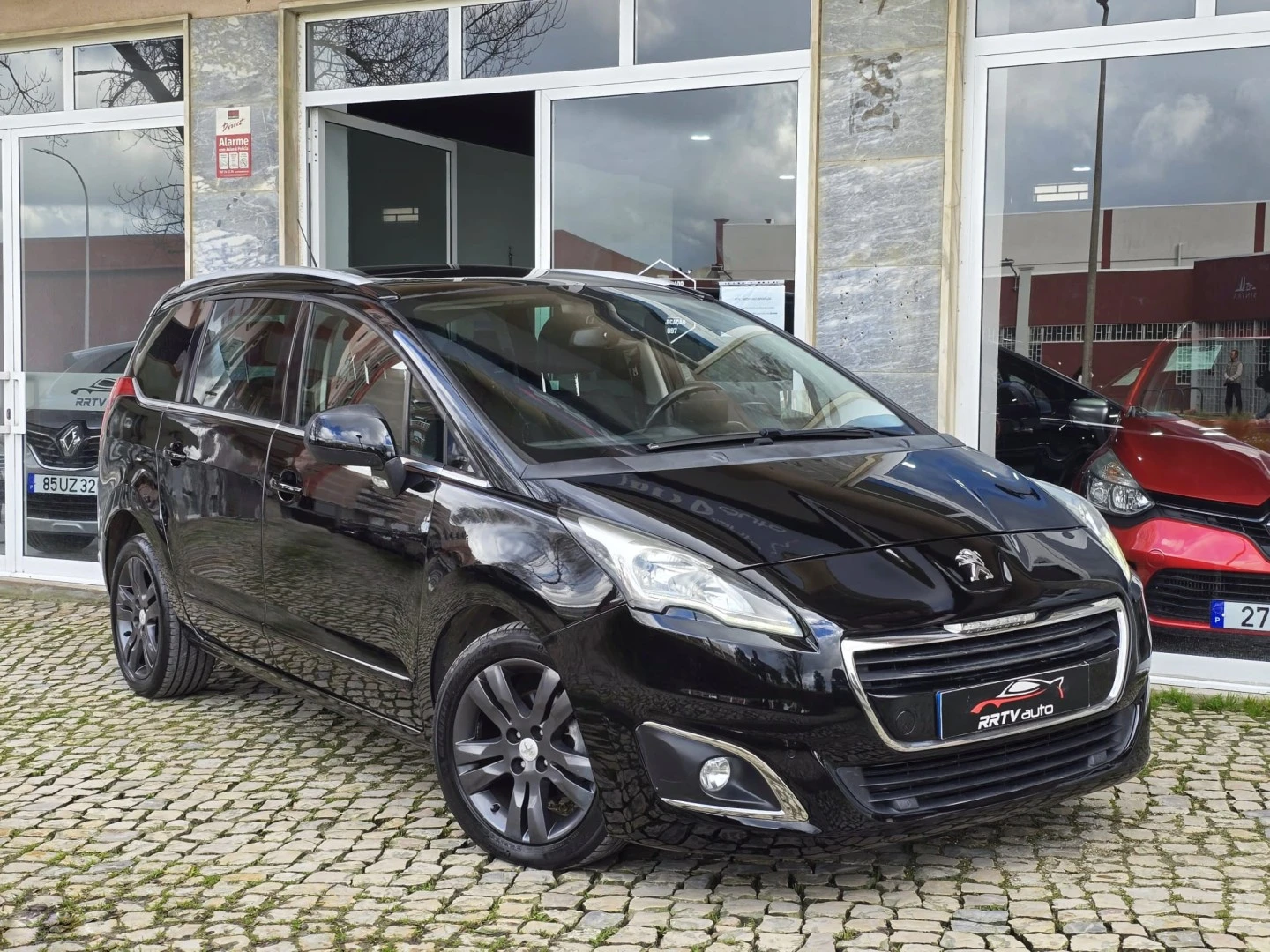 Peugeot 5008 1.6 E-HDi 7L Allure 2-Tronic 113g