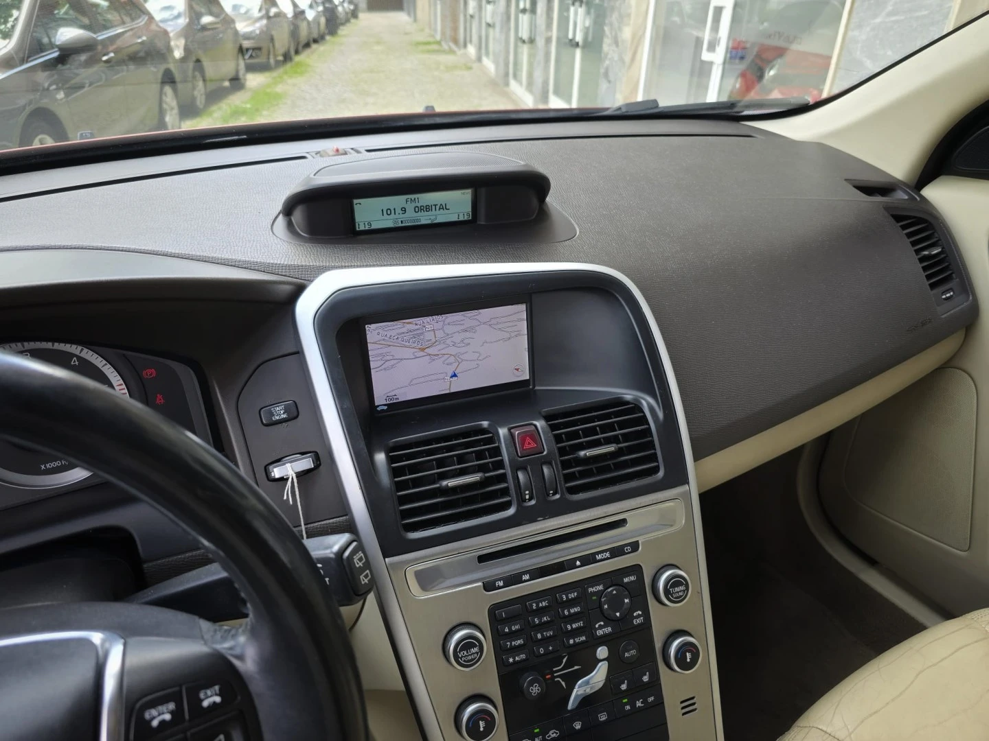 Volvo XC 60 2.4 D Momentum Geartronic