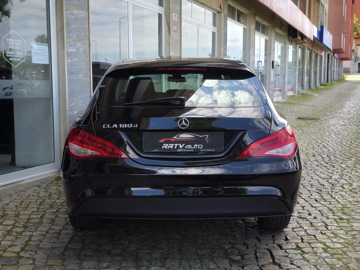 Mercedes-Benz CLA 180 d Shooting Brake