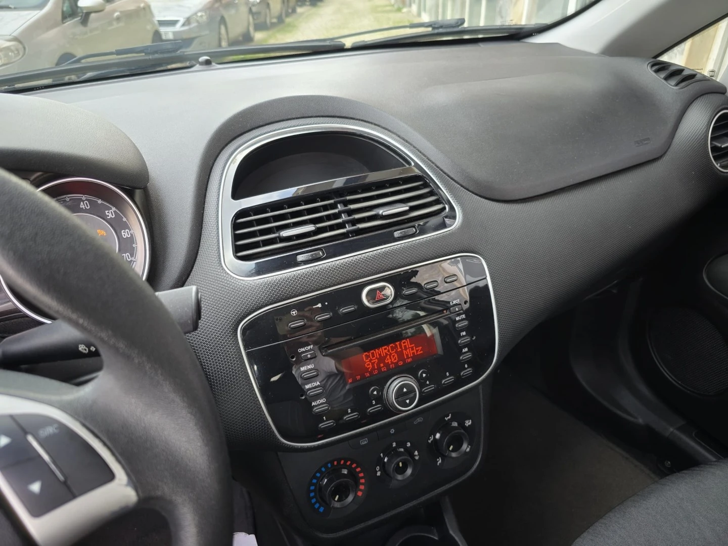 Fiat Punto 1.2 Young S&amp;S