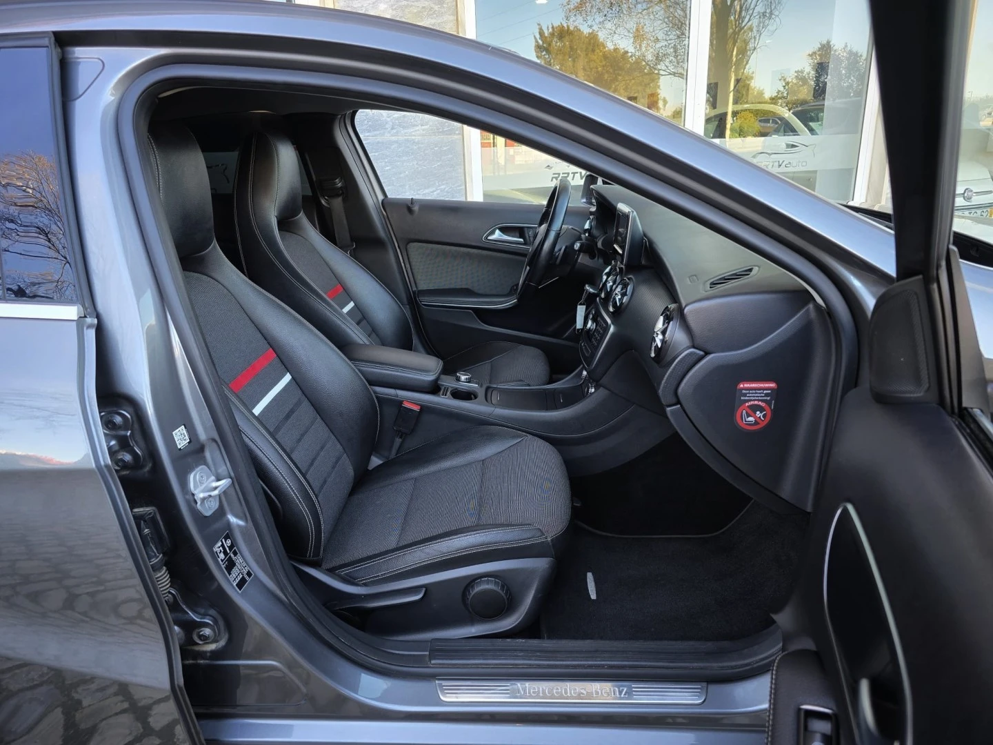 Mercedes-Benz A 180 CDI (BlueEFFICIENCY) 7G-DCT Style