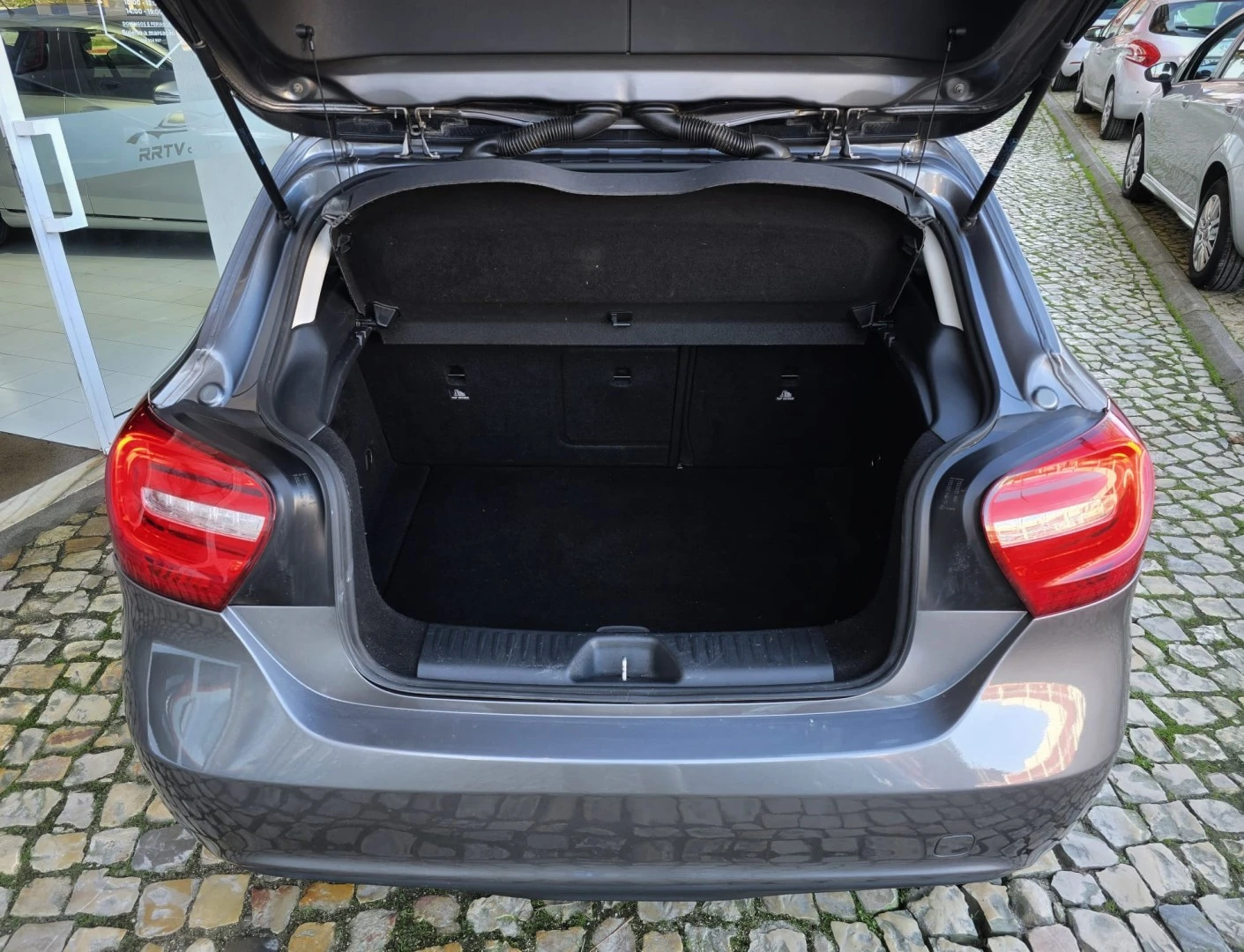 Mercedes-Benz A 180 CDI (BlueEFFICIENCY) 7G-DCT Style