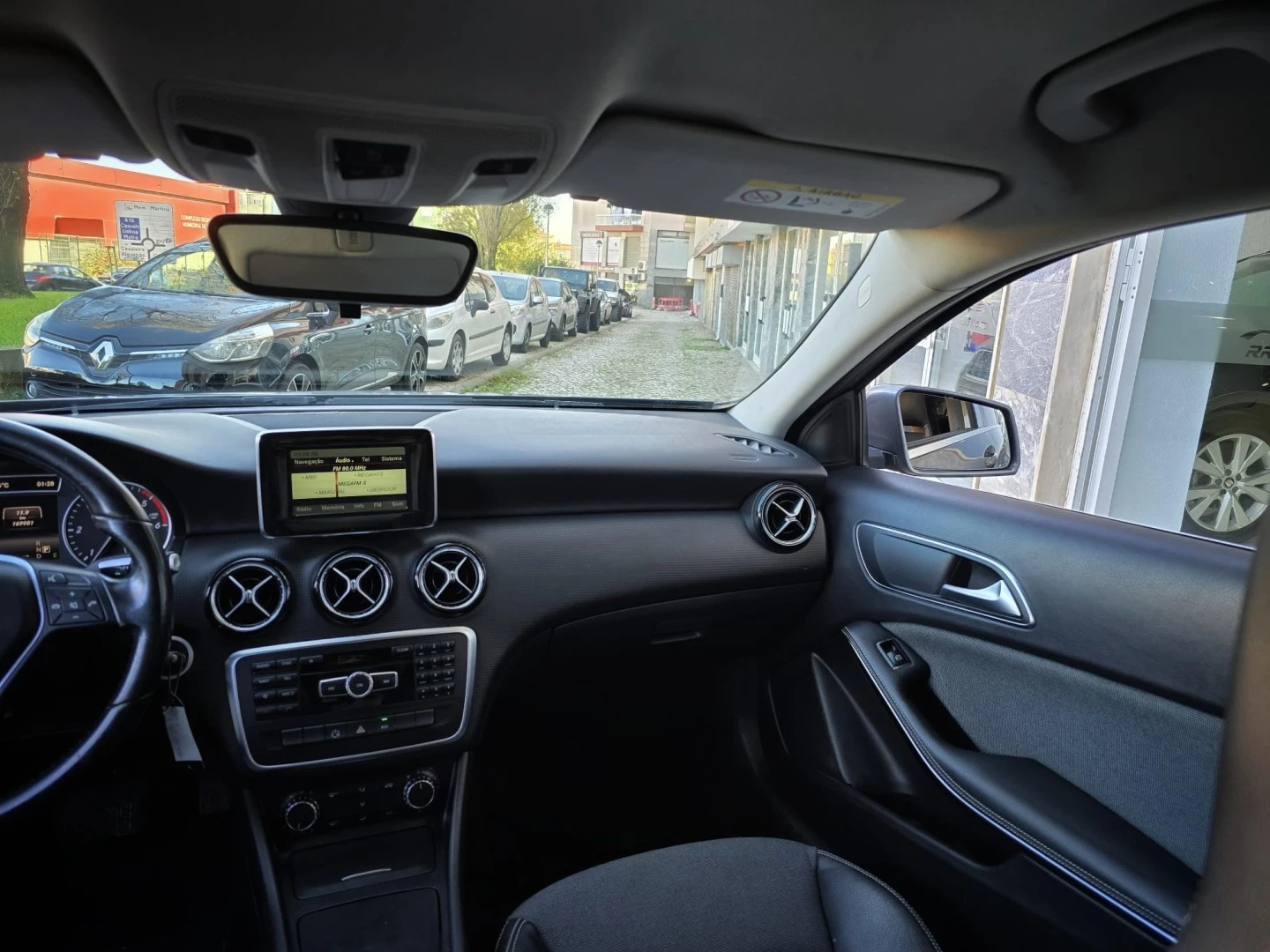 Mercedes-Benz A 180 CDI (BlueEFFICIENCY) 7G-DCT Style