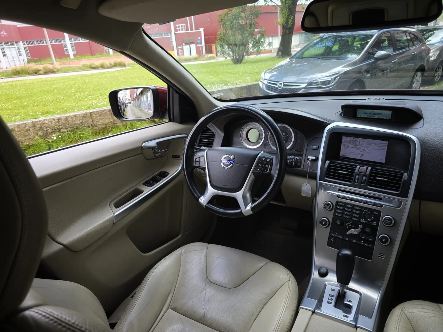 Volvo XC 60 2.4 D Momentum Geartronic