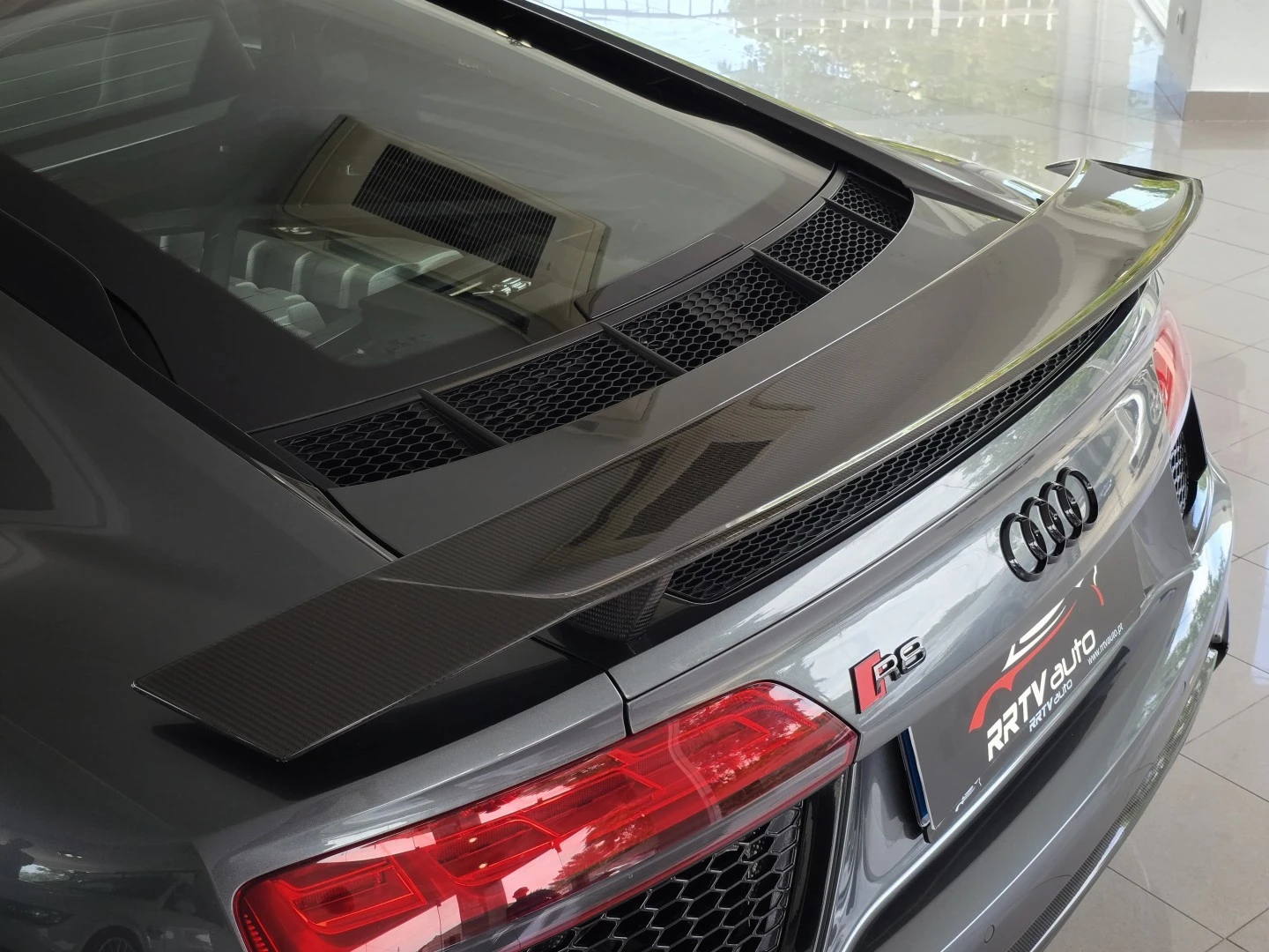 Audi R8 Coupé V10 plus 5.2 FSI quattro S tronic