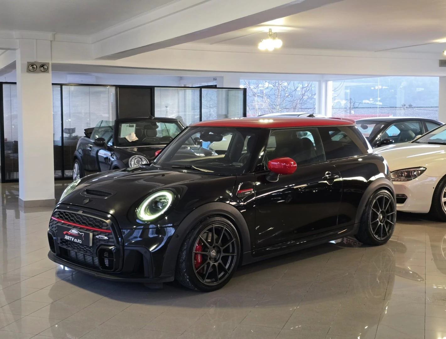 MINI 3 Portas John Cooper Works Plus Auto Desportiva