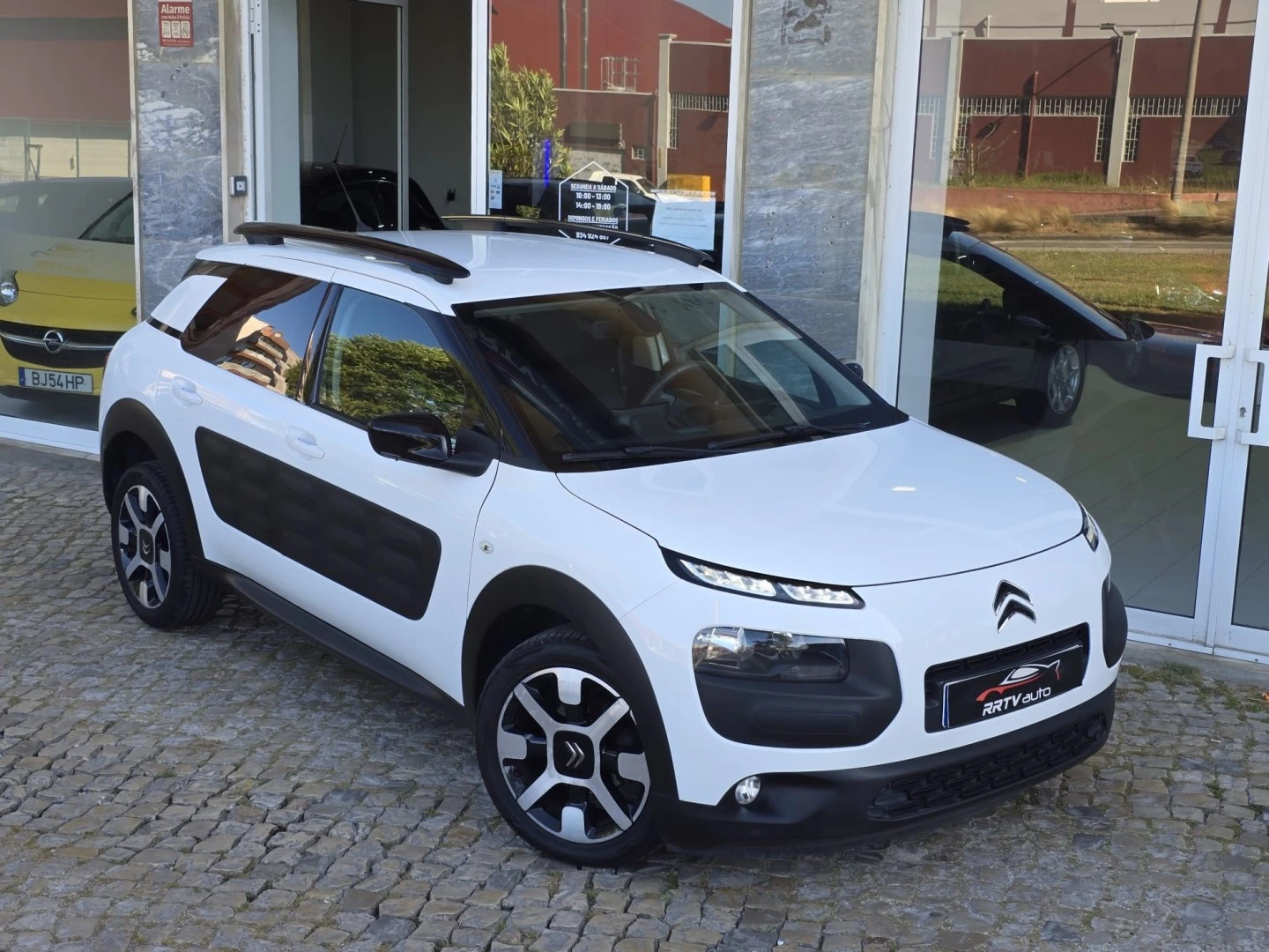 Citroën C4 Cactus 1.2 PureTech Shine