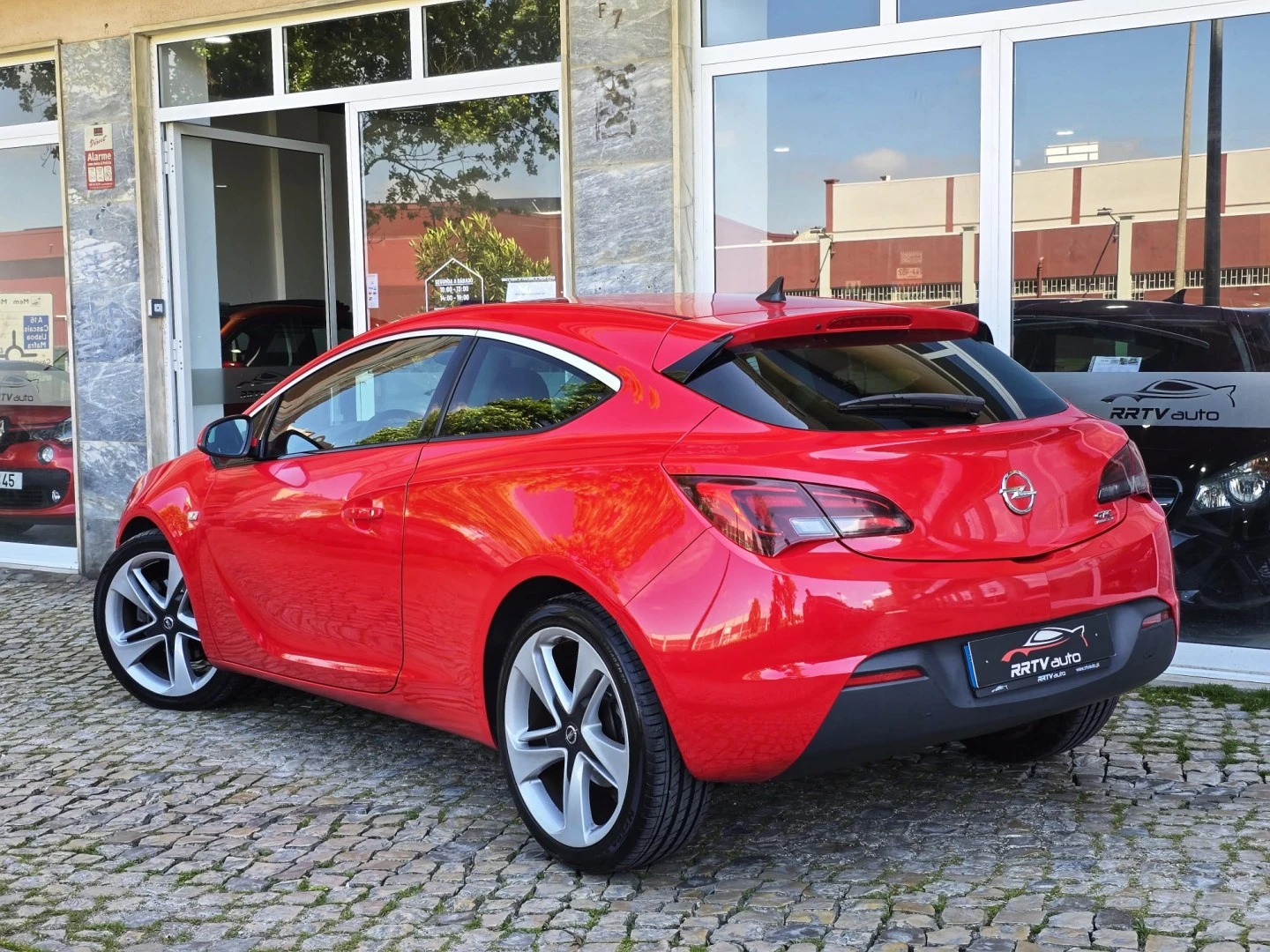 Opel Astra GTC 1.7 CDTi S/S J19