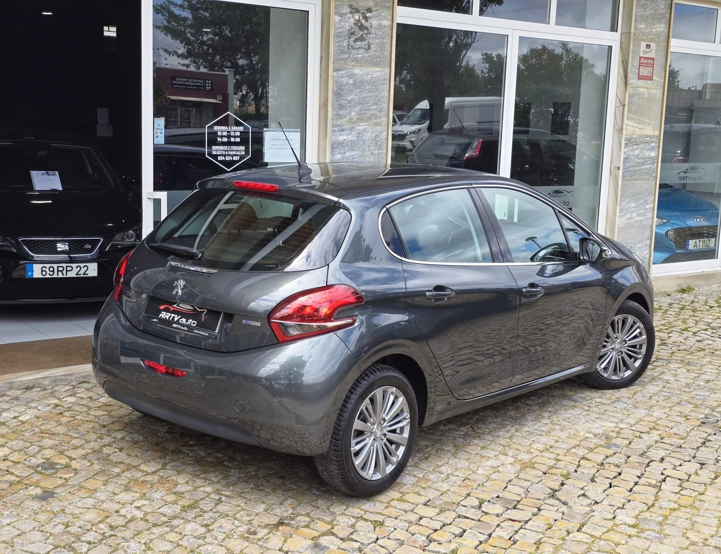 Peugeot 208 1.2 PureTech Allure EAT6