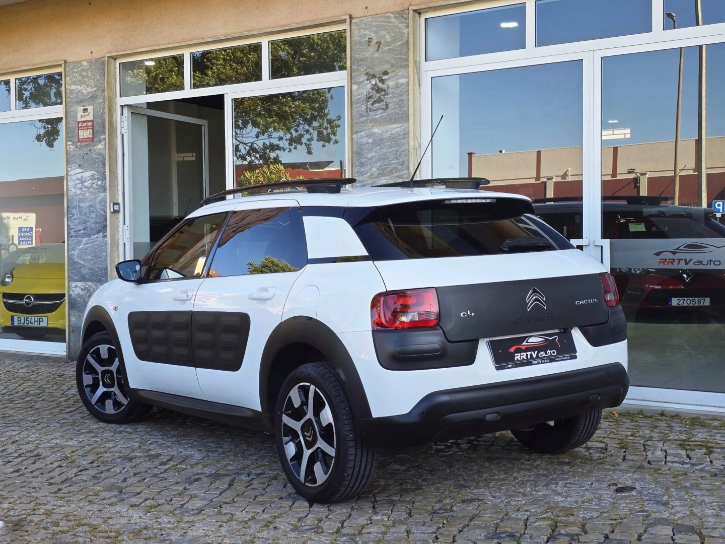 Citroën C4 Cactus 1.2 PureTech Shine