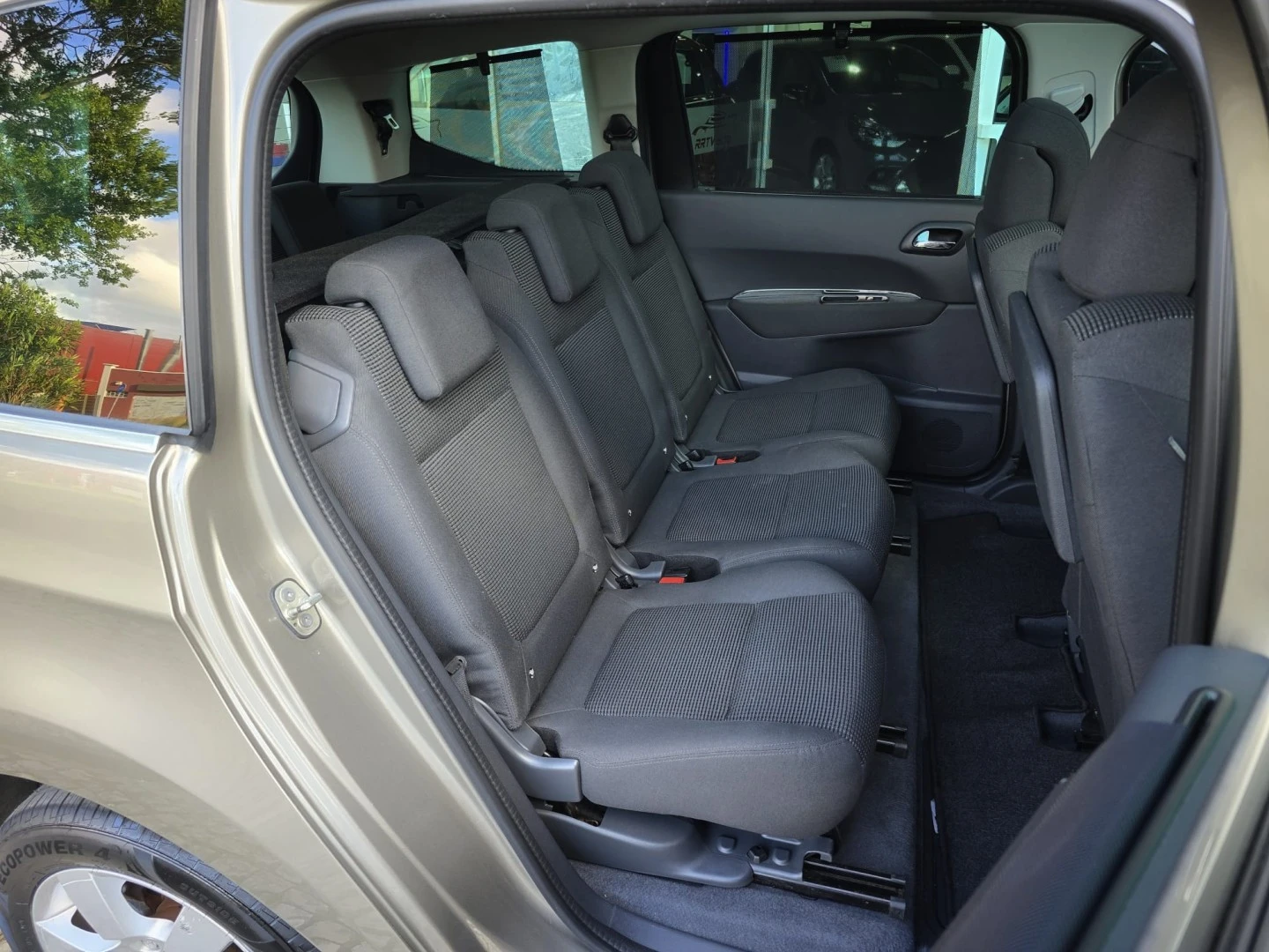 Peugeot 5008 1.6 BlueHDi Allure J17
