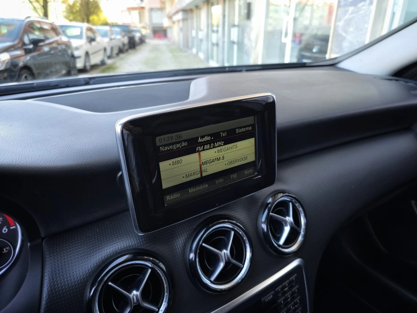Mercedes-Benz A 180 CDI (BlueEFFICIENCY) 7G-DCT Style
