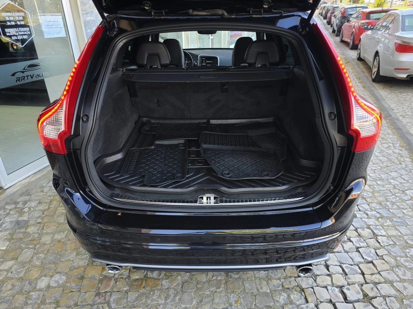 Volvo XC 60 2.0 D4 R-Design
