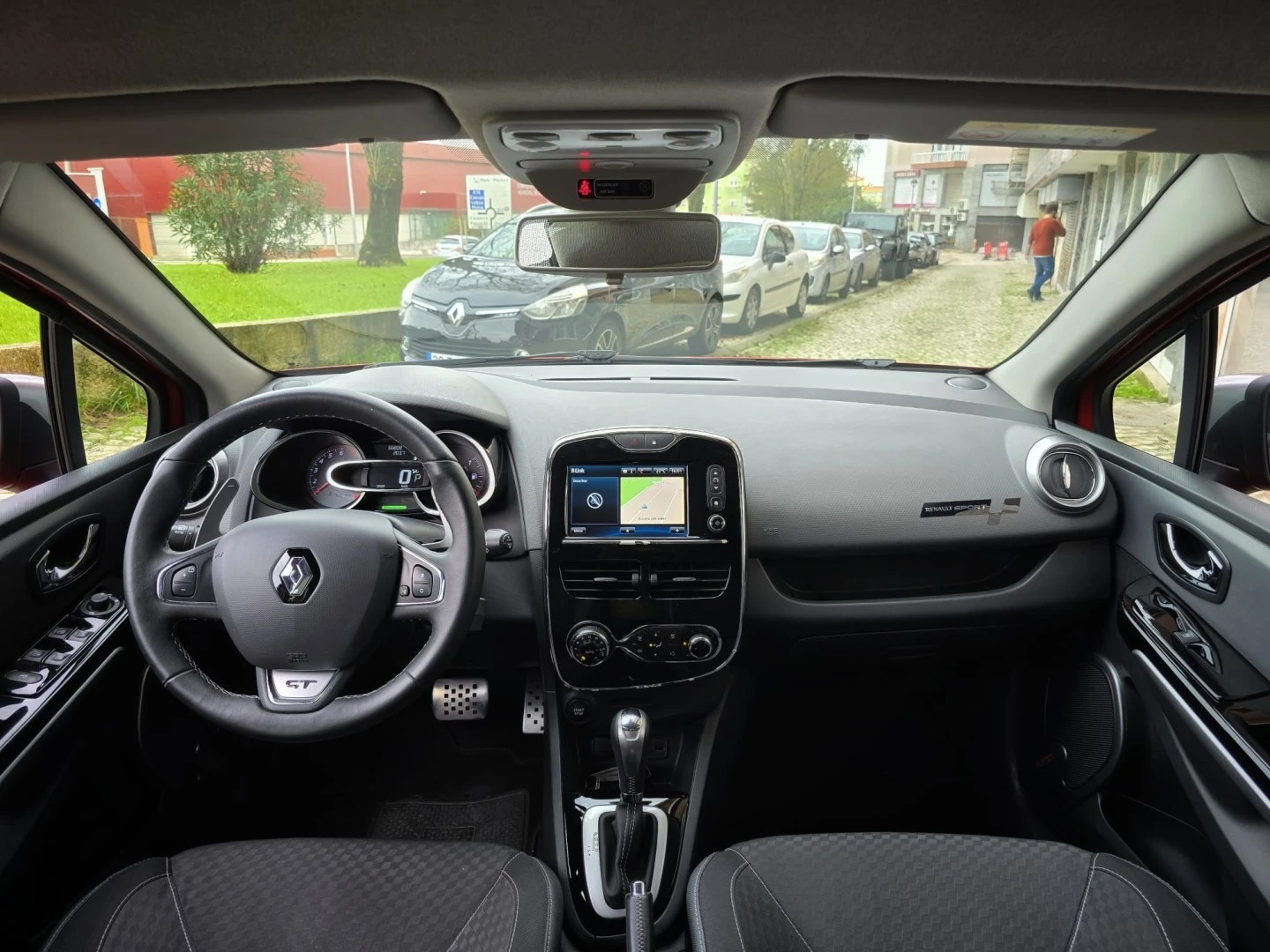 Renault Clio Sport Tourer 1.2 TCE GT EDC