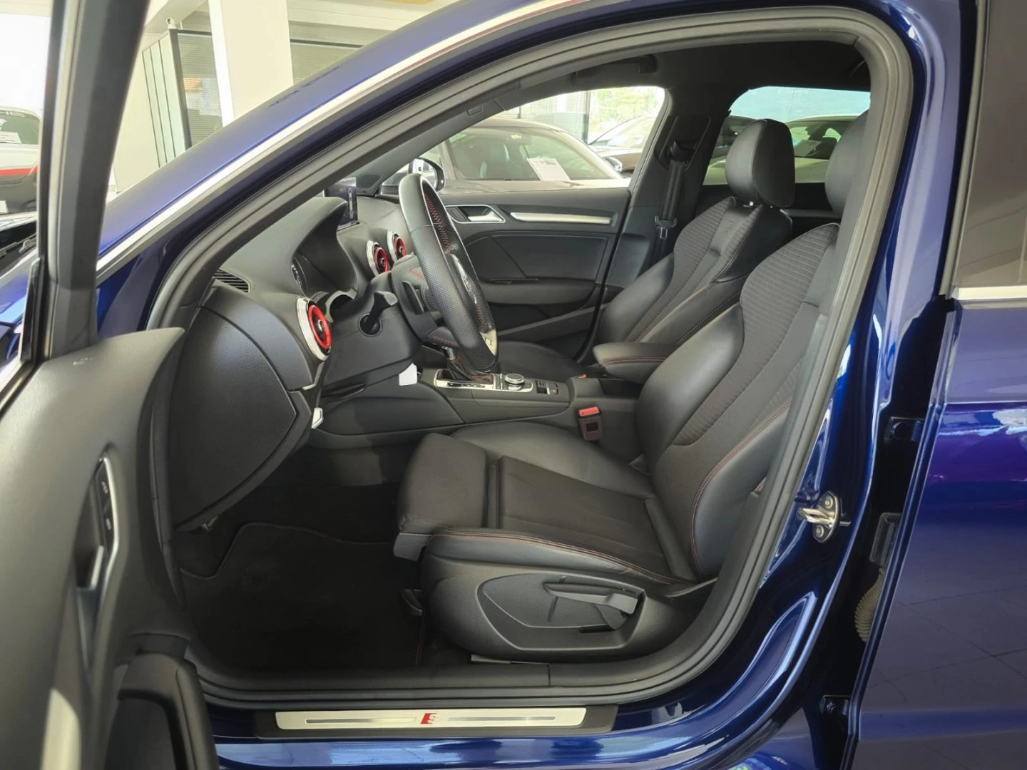Audi S3 TFSI quattro S tronic