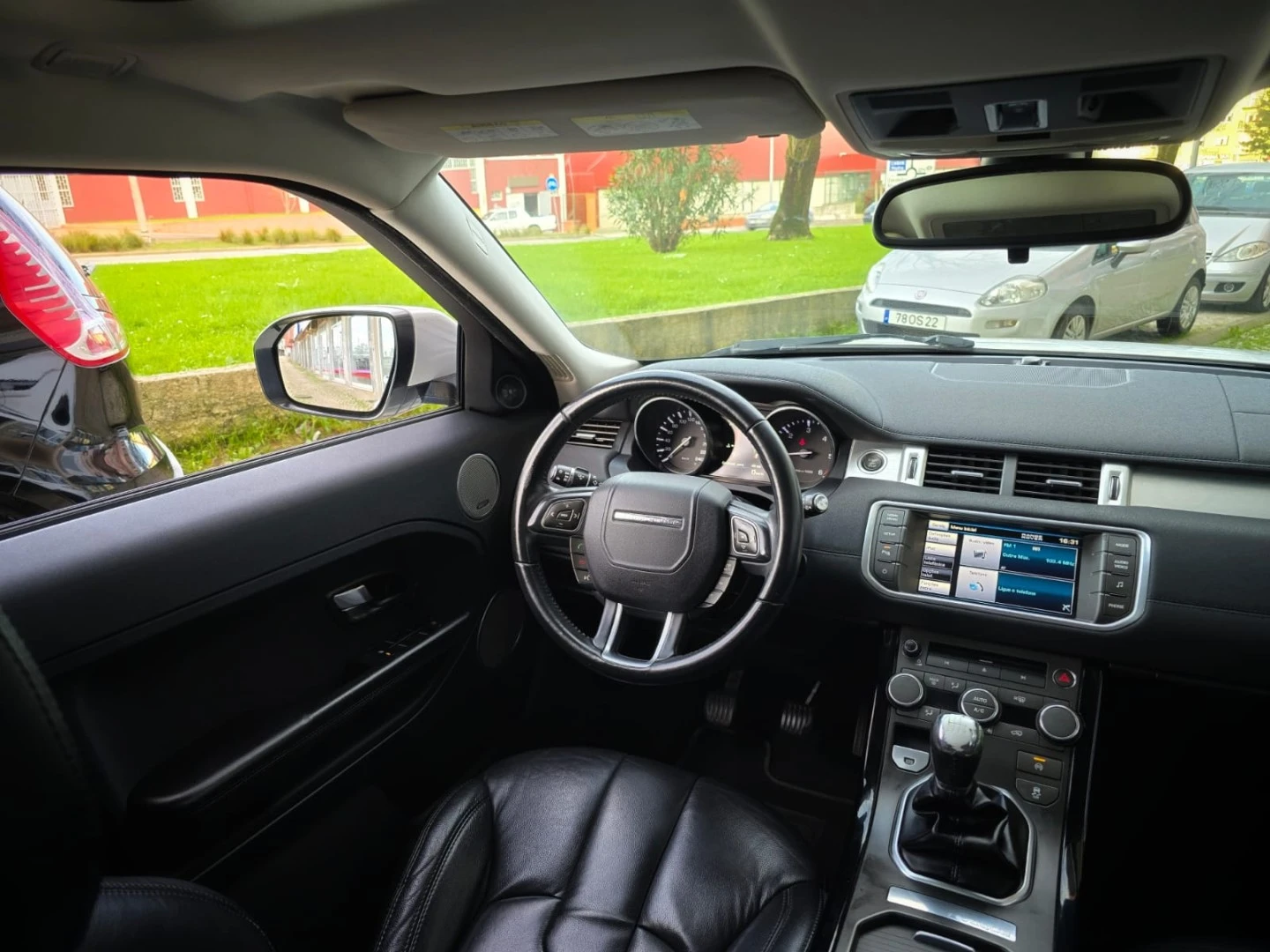 Land Rover Range Rover Evoque 2.2 eD4 Pure Tech