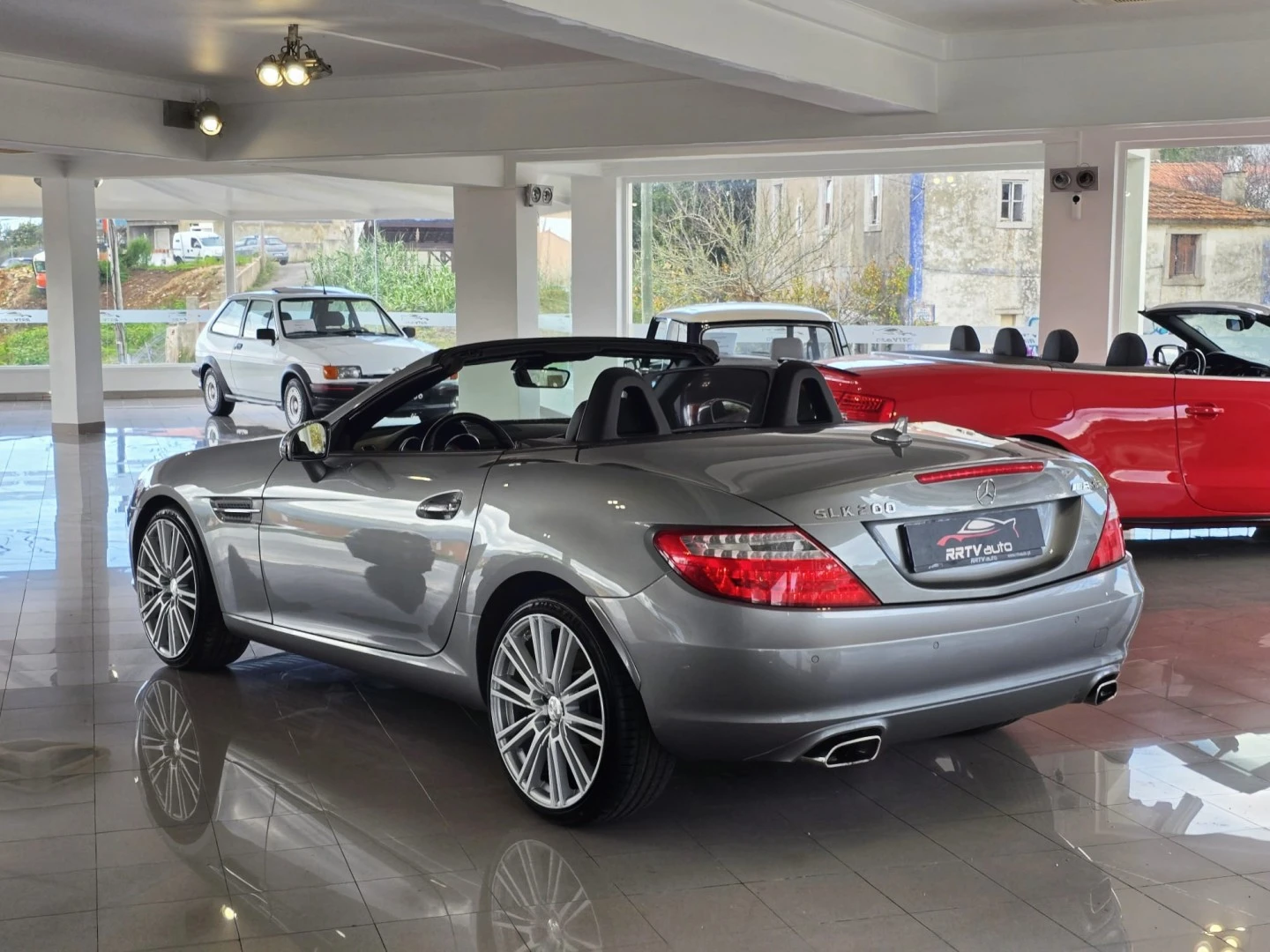 Mercedes-Benz SLK 200 (BlueEFFICIENCY)