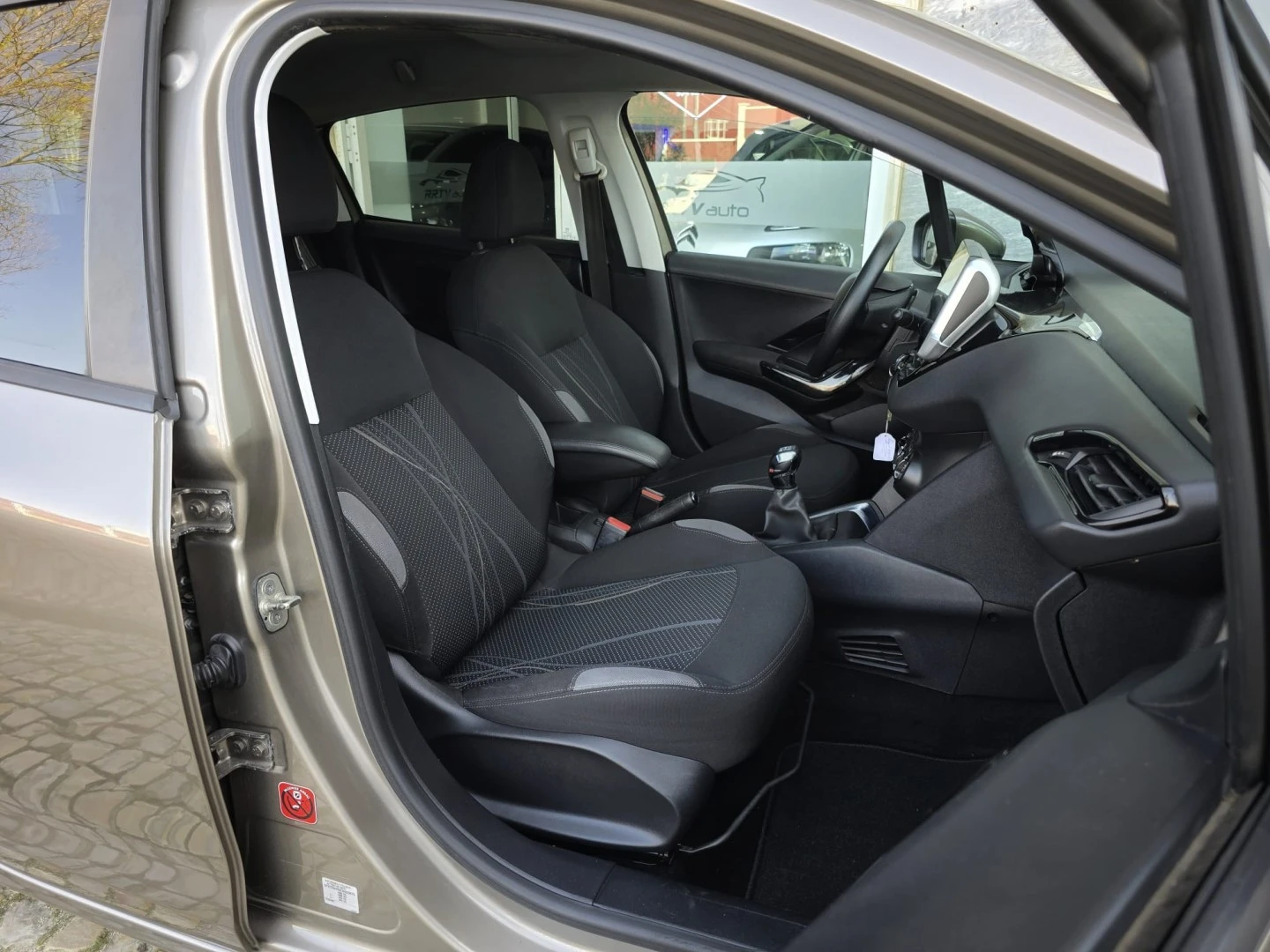 Peugeot 208 1.4 HDi Active