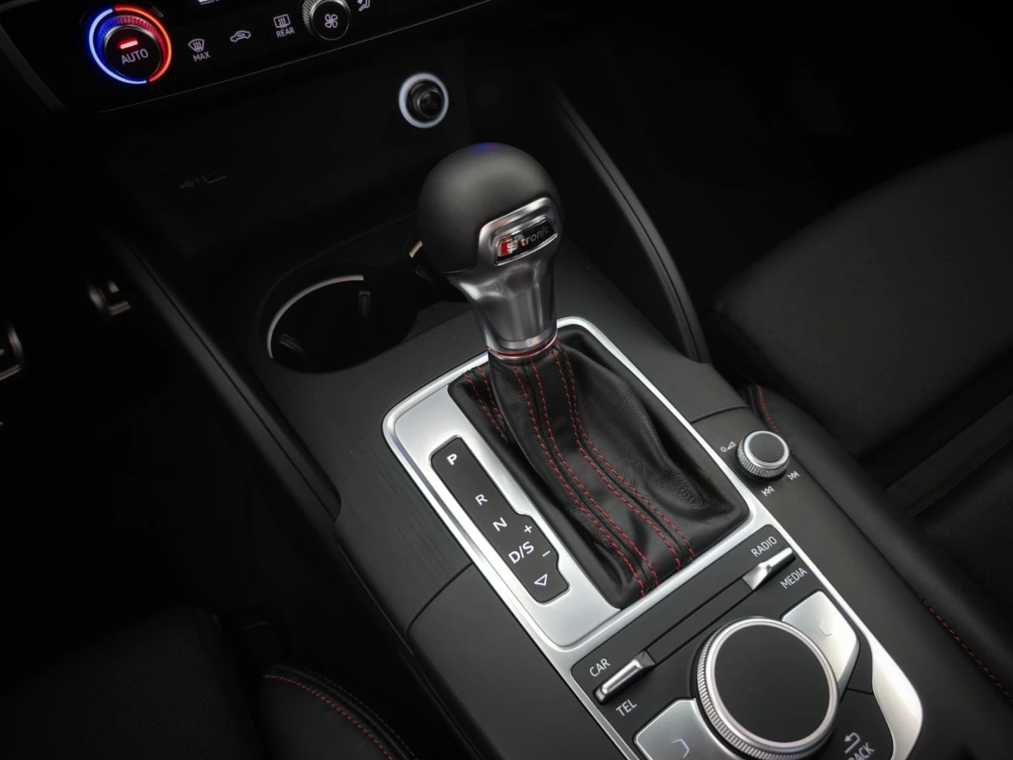 Audi S3 TFSI quattro S tronic