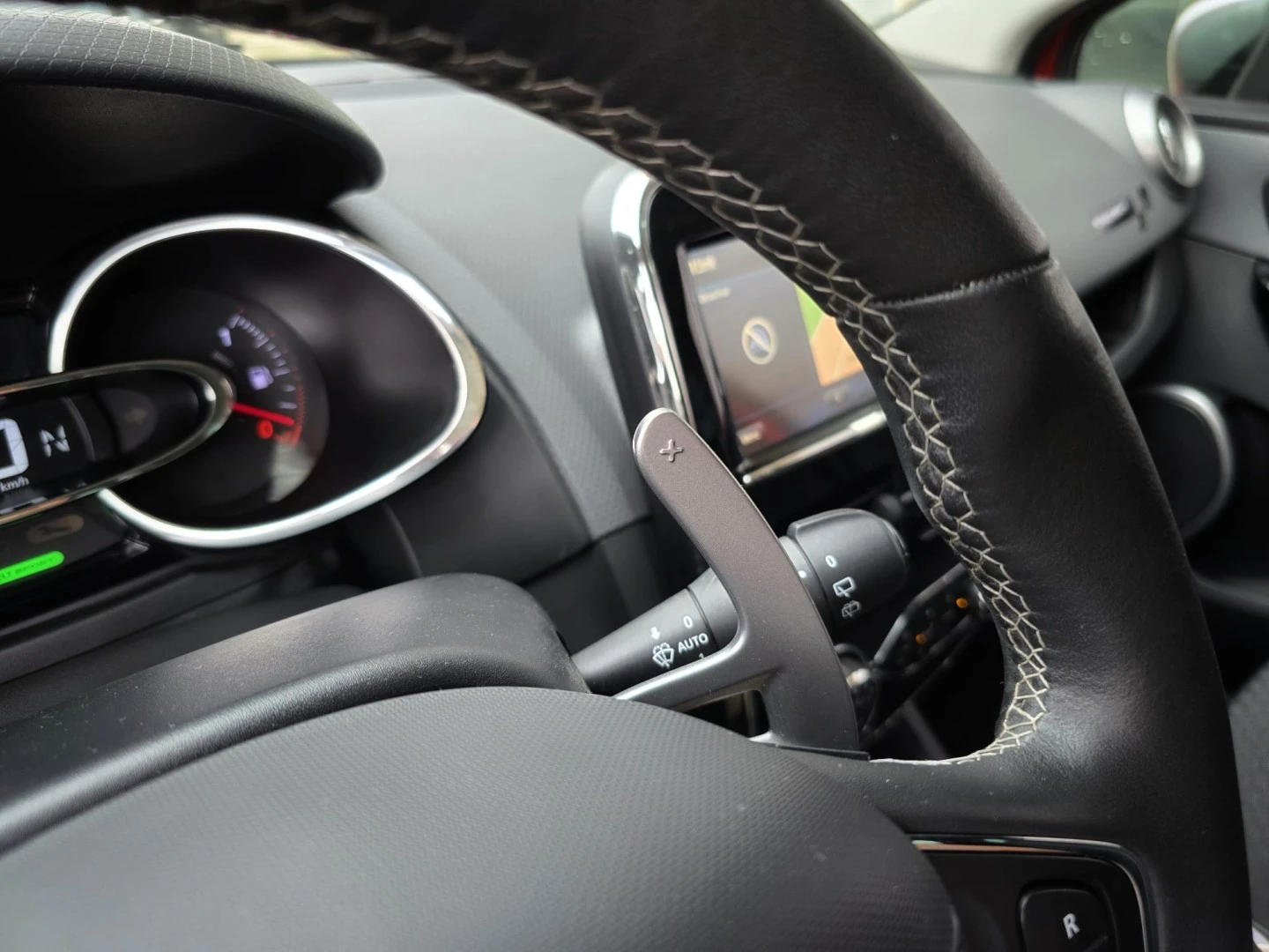 Renault Clio Sport Tourer 1.2 TCE GT EDC