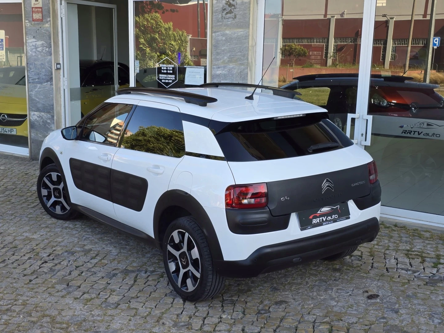 Citroën C4 Cactus 1.2 PureTech Shine