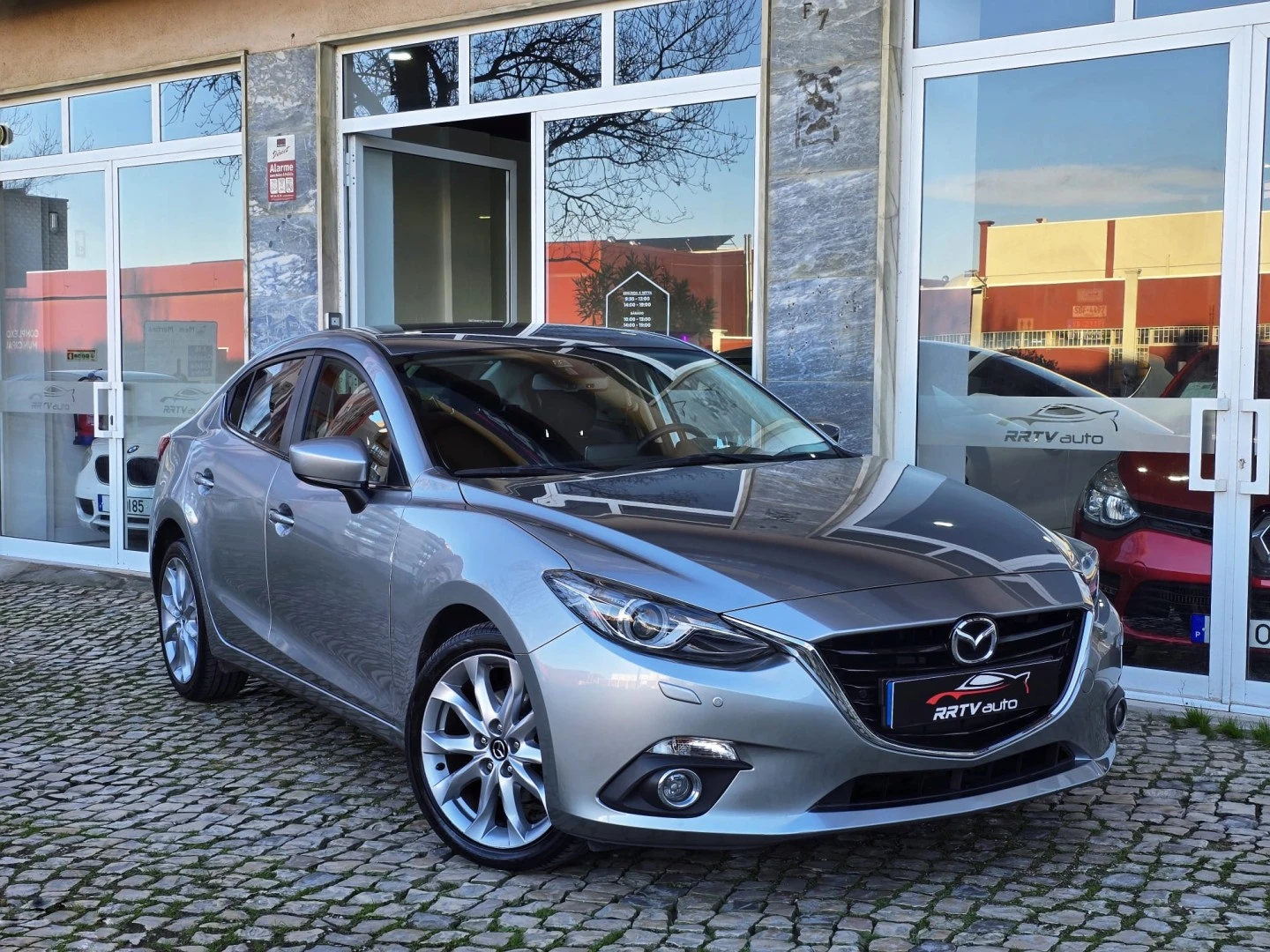 Mazda 3 1.5 Sky-D Evolve HS Navi