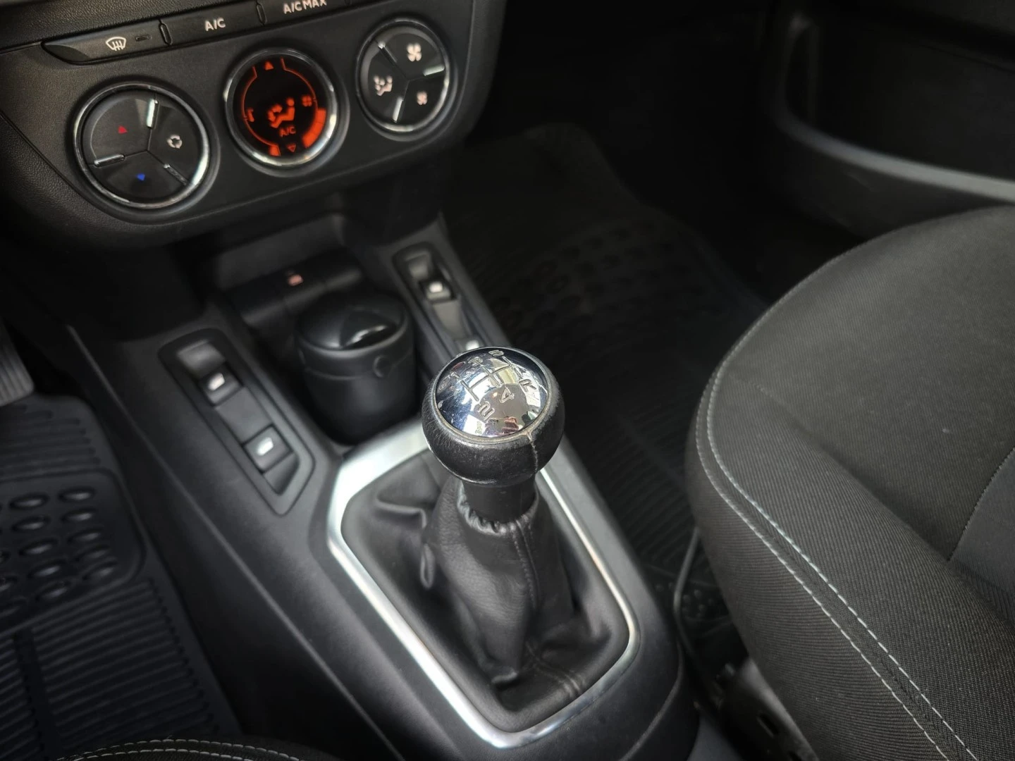 Citroën C-Elysée 1.6 HDi Exclusive