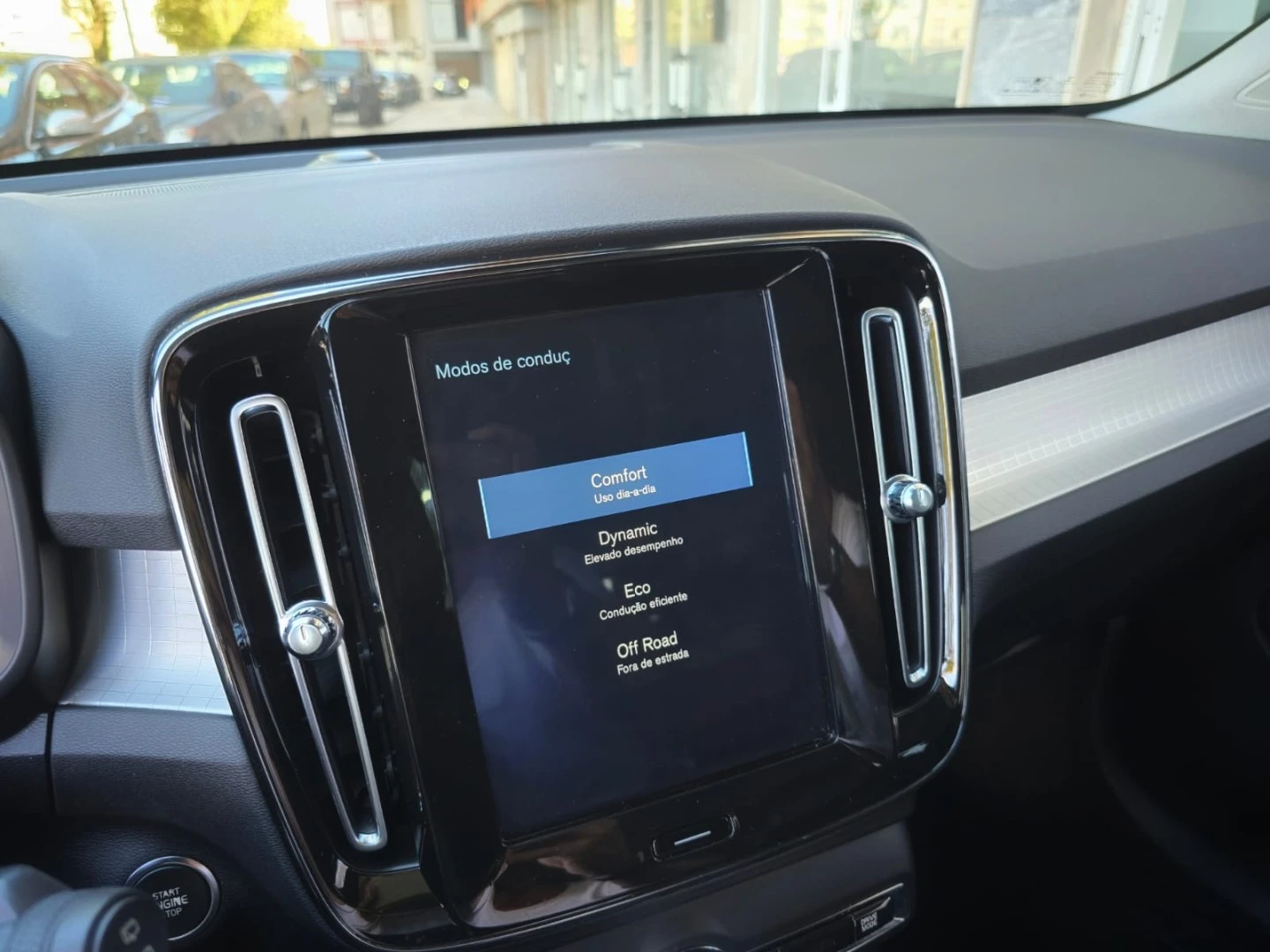 Volvo XC 40 2.0 D3 Momentum