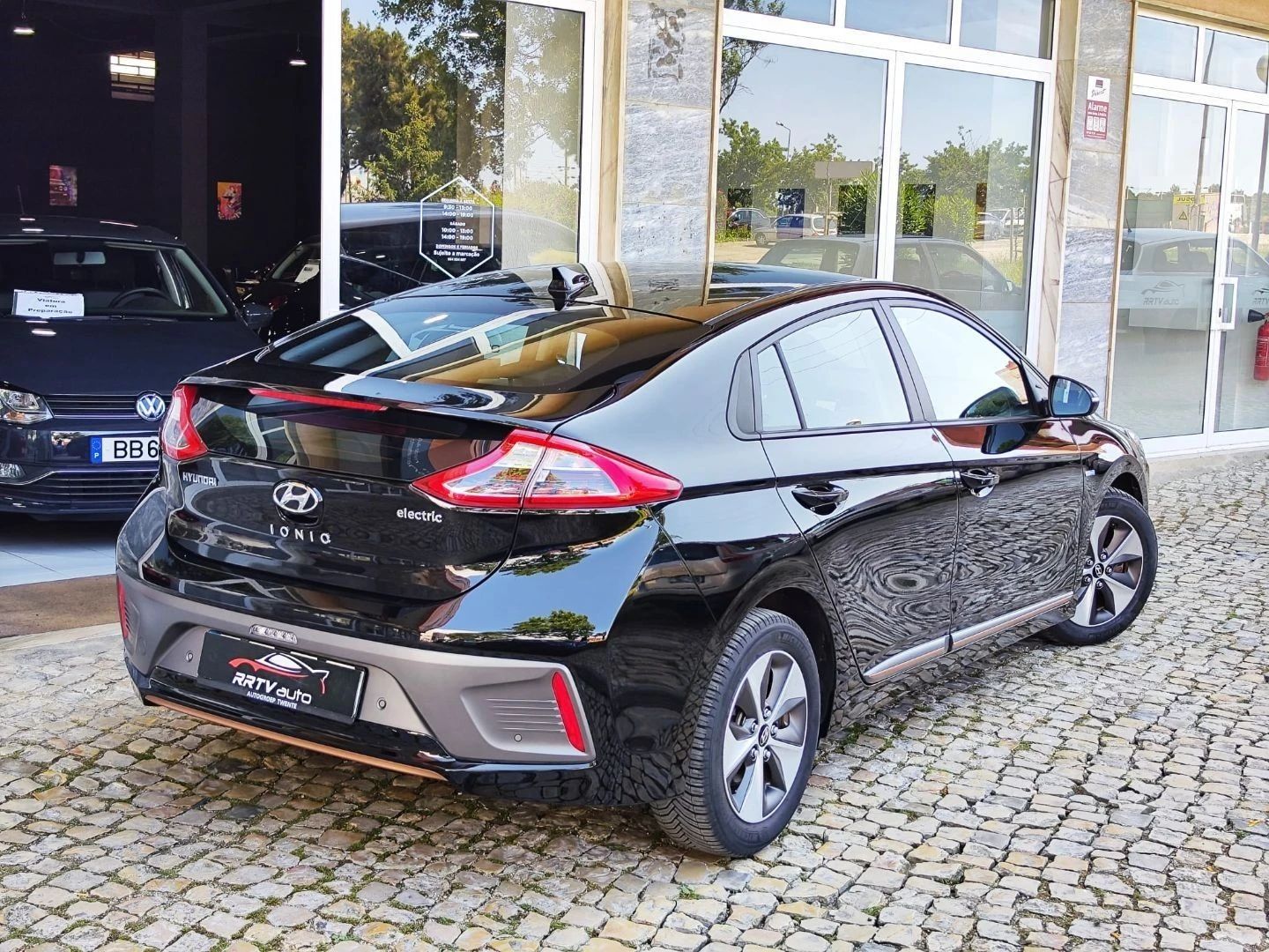 Hyundai Ioniq EV 28 kWh Electric Tech