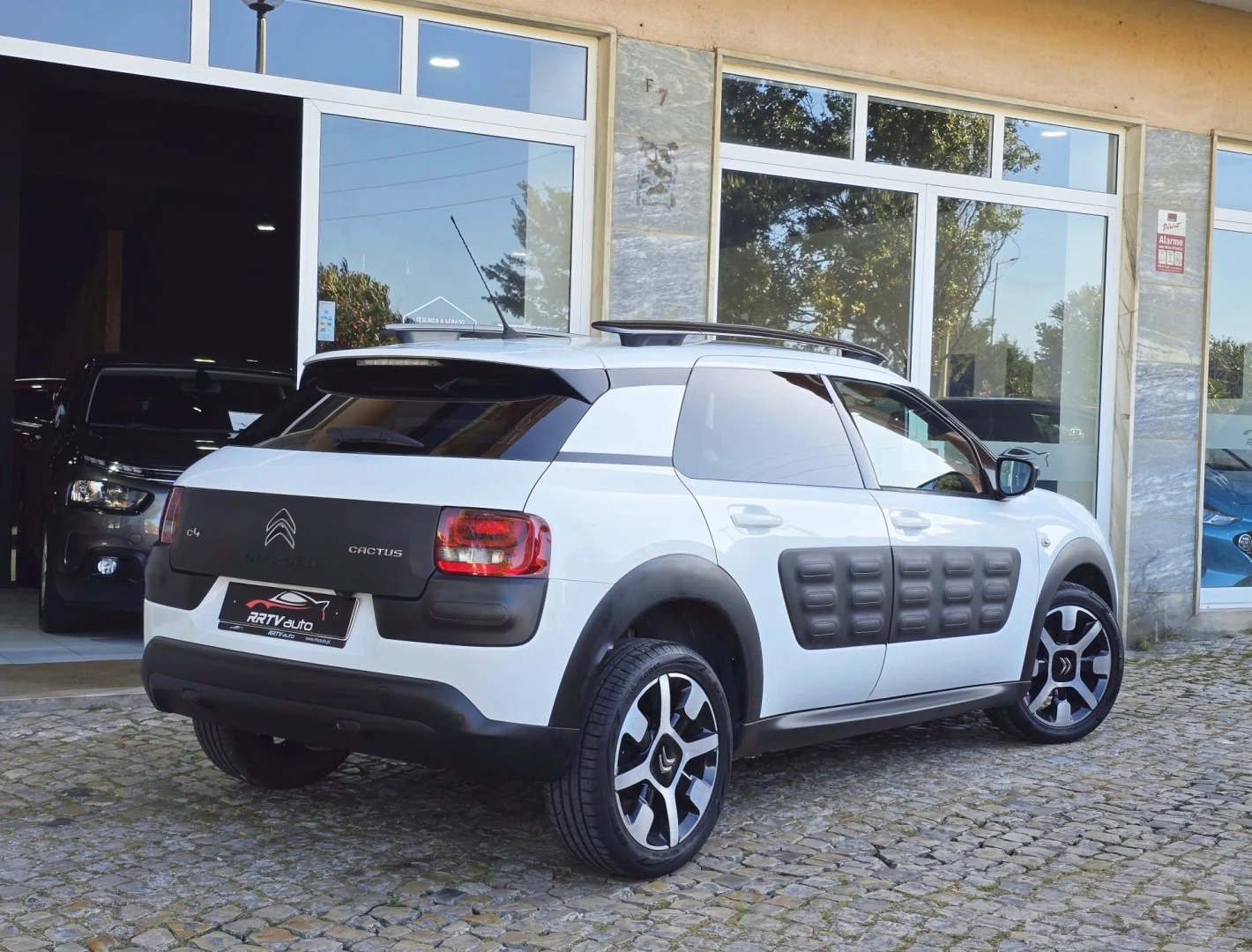 Citroën C4 Cactus 1.2 PureTech Shine