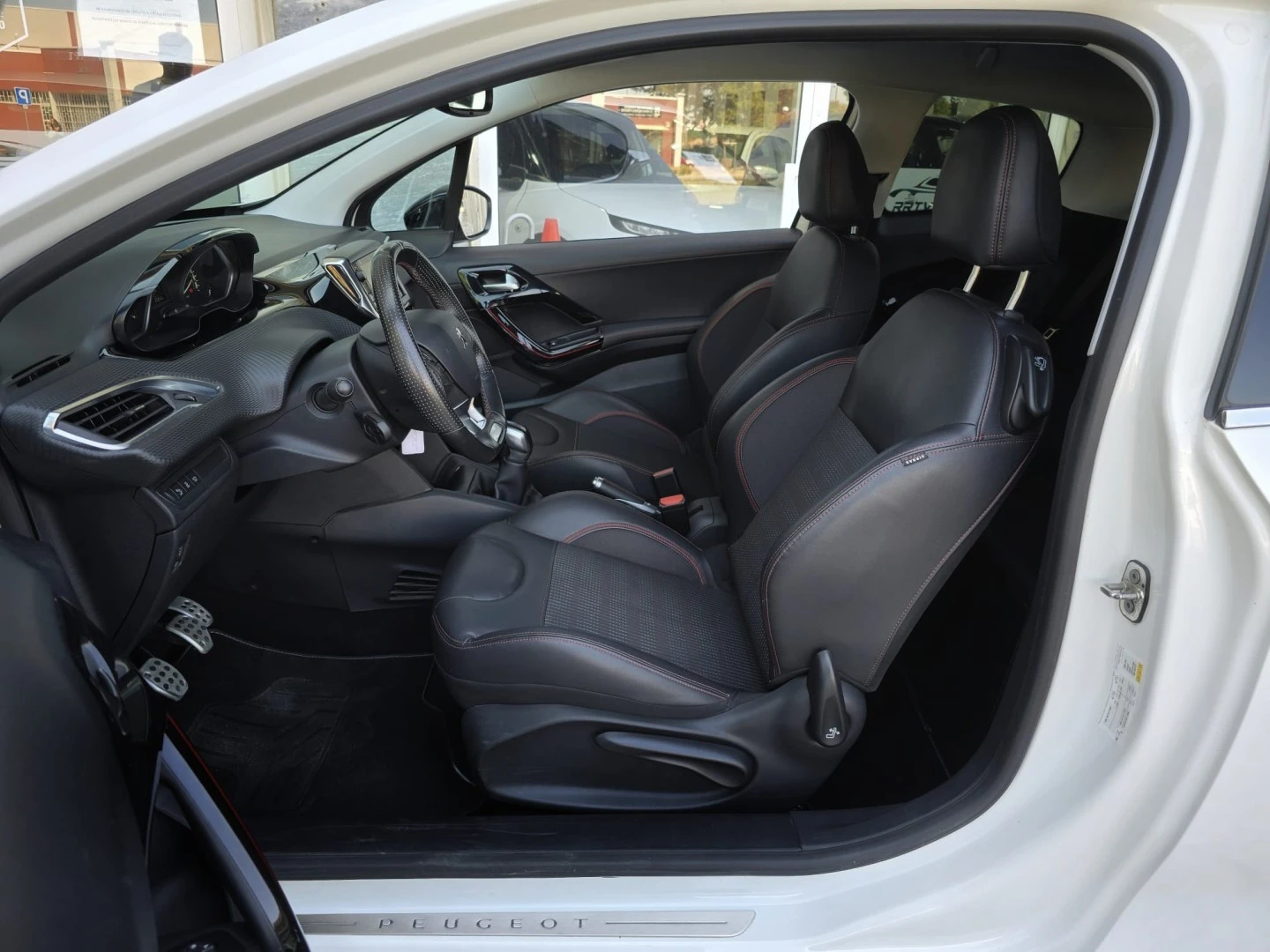 Peugeot 208 1.2 PureTech GT Line