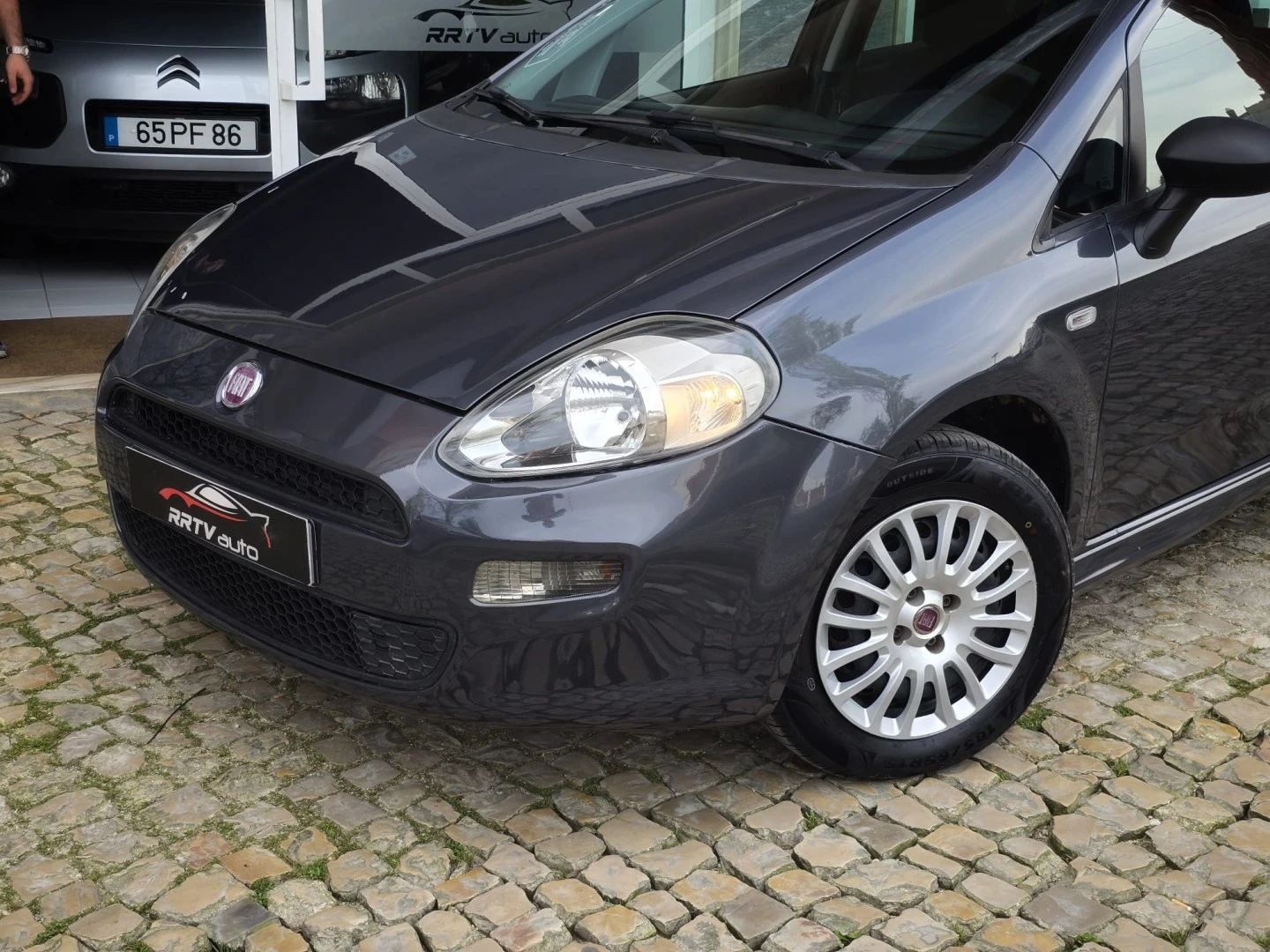 Fiat Punto 1.2 Young S&amp;S