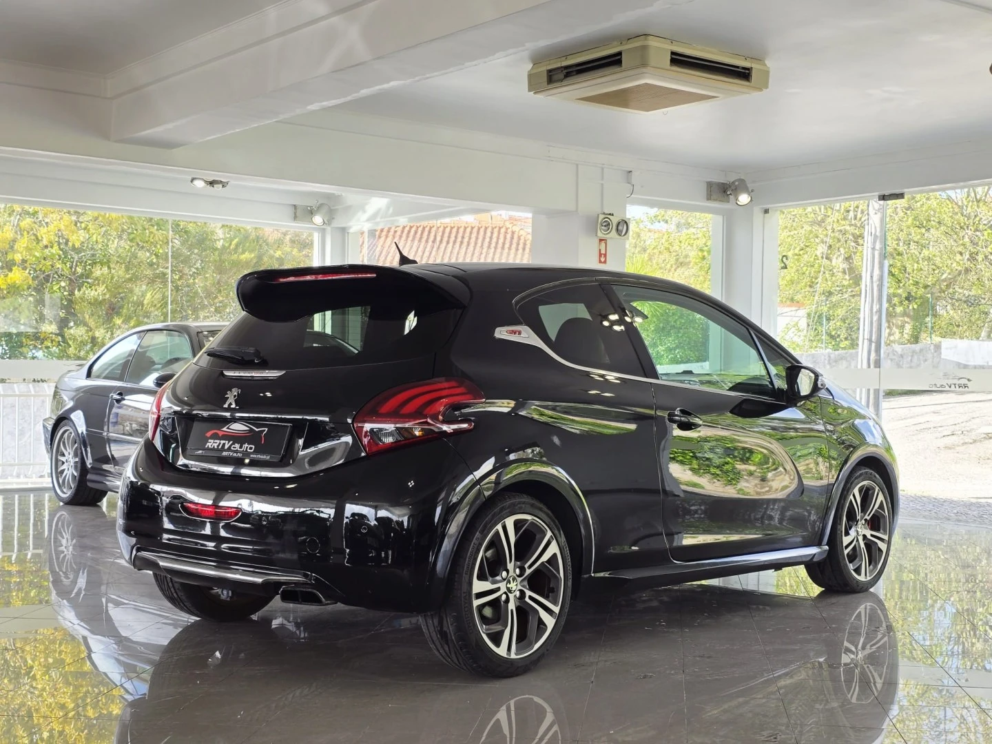 Peugeot 208 1.6 THP GTi
