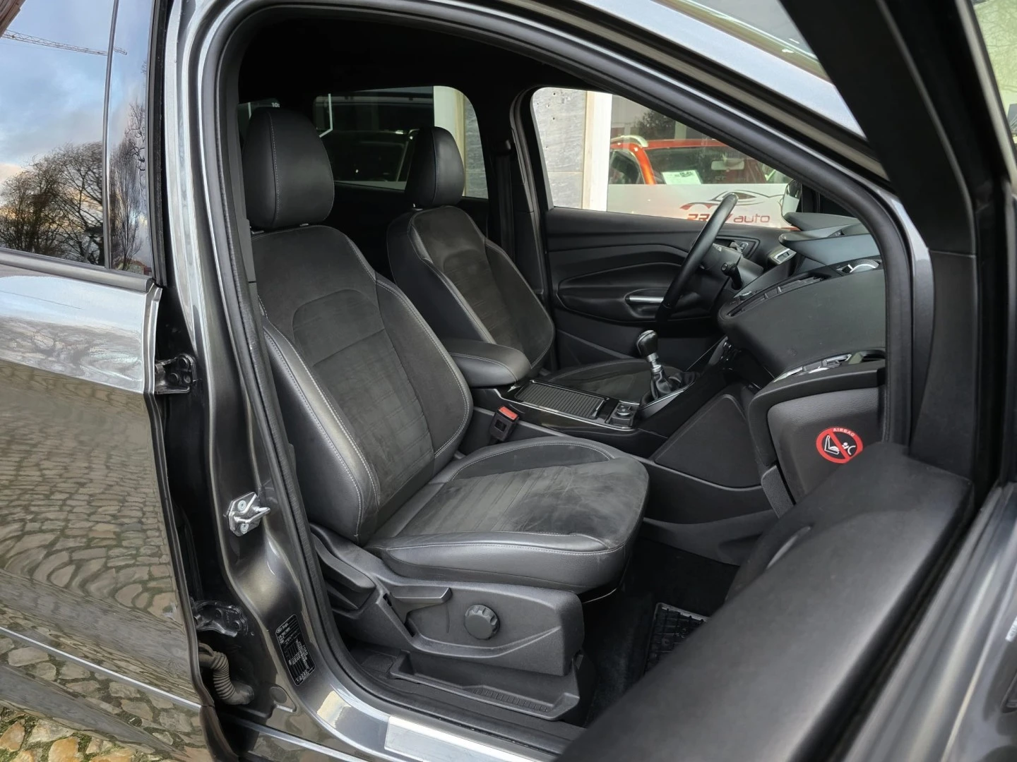 Ford Kuga 2.0 TDCi ST-Line