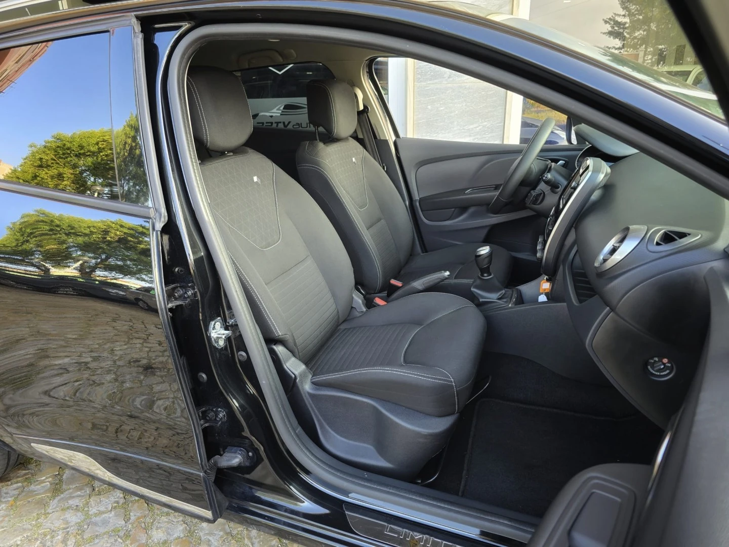 Renault Clio Sport Tourer 0.9 TCe Limited Edition