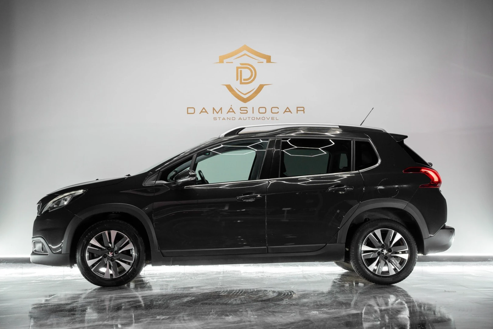 Peugeot 2008 1.5 BlueHDi Allure EAT6