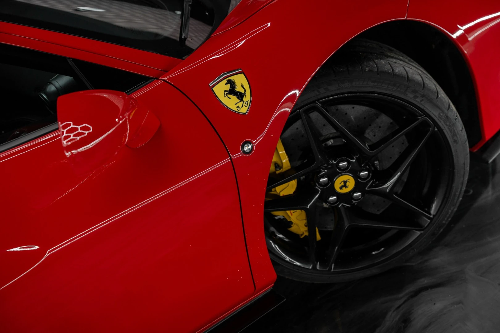Ferrari F8 Tributo Standard