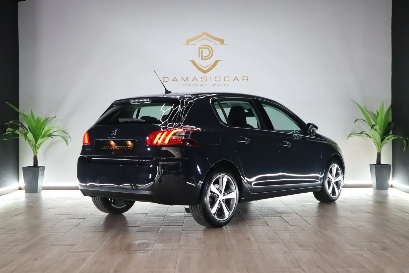 Peugeot 308 1.5 BlueHDi Allure EAT8
