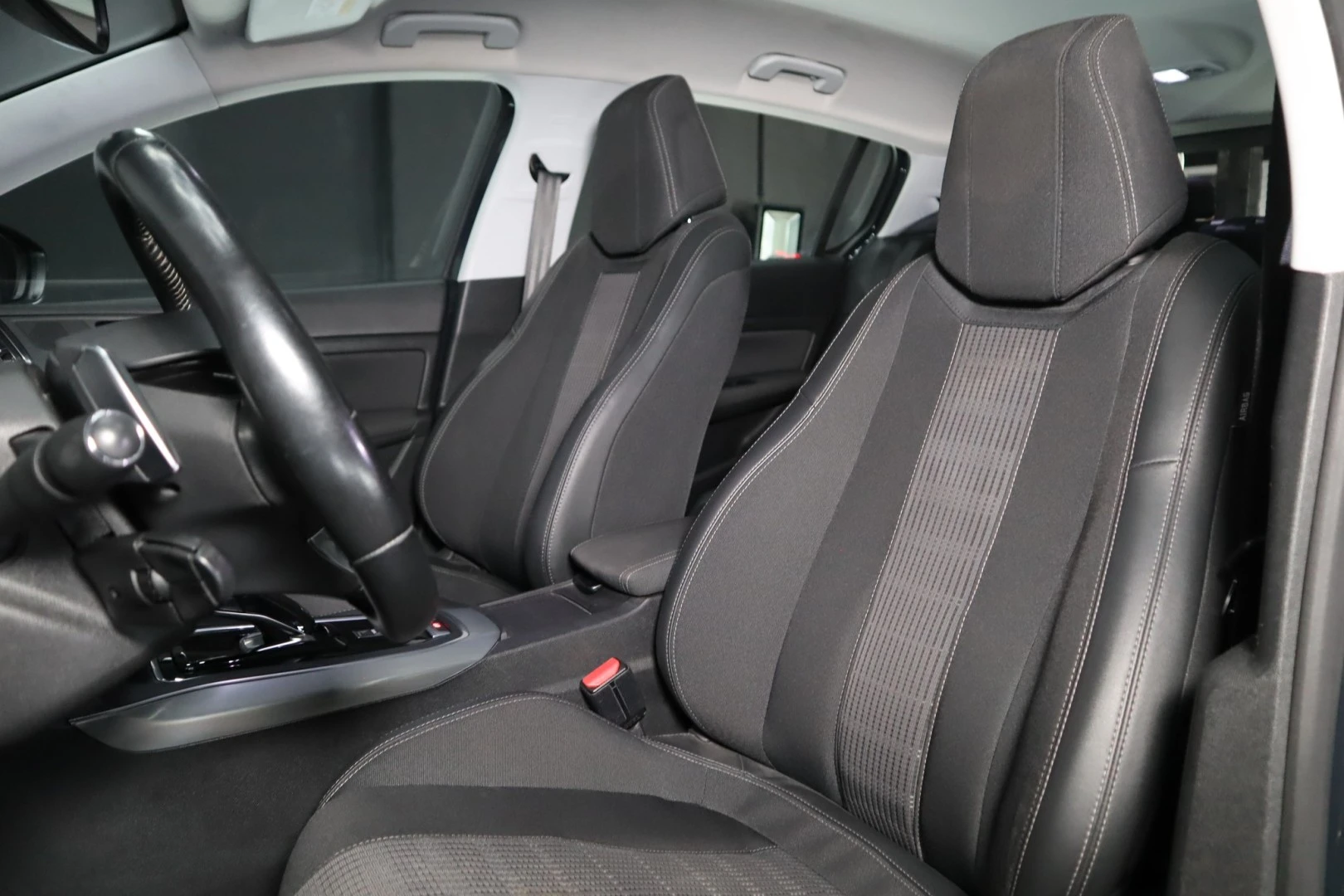 Peugeot 308 1.5 BlueHDi Allure EAT8