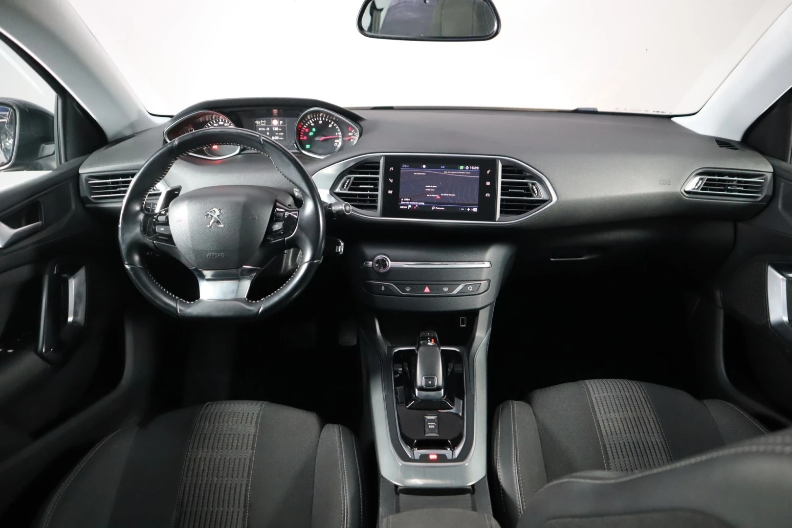 Peugeot 308 1.5 BlueHDi Allure EAT8