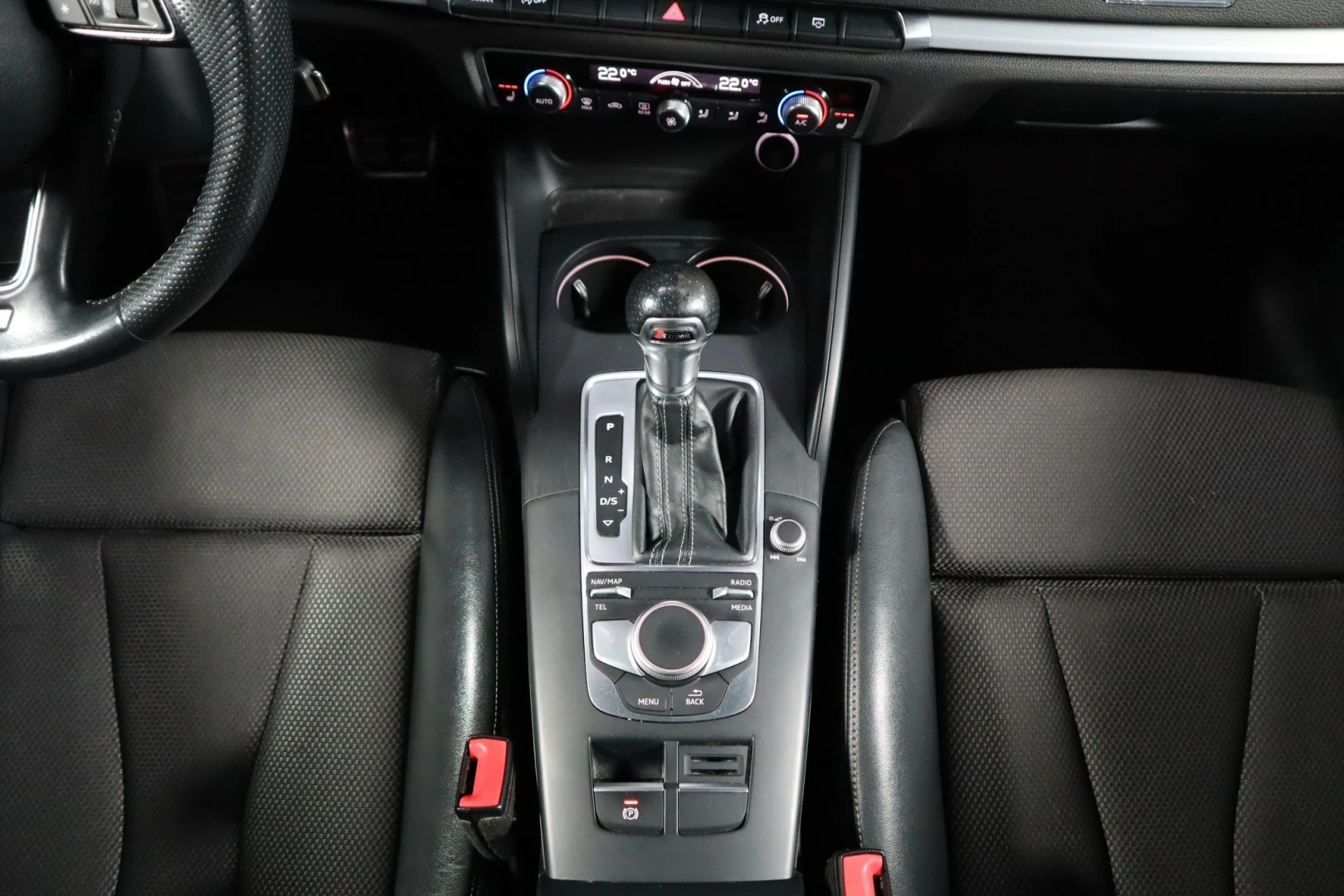 Audi A3 Limousine 1.6 TDI S-line S tronic