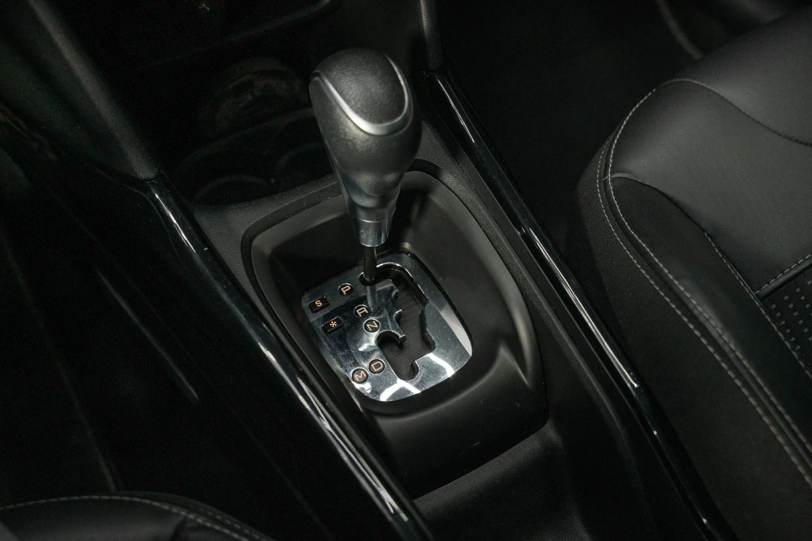 Peugeot 2008 1.5 BlueHDi Allure EAT6