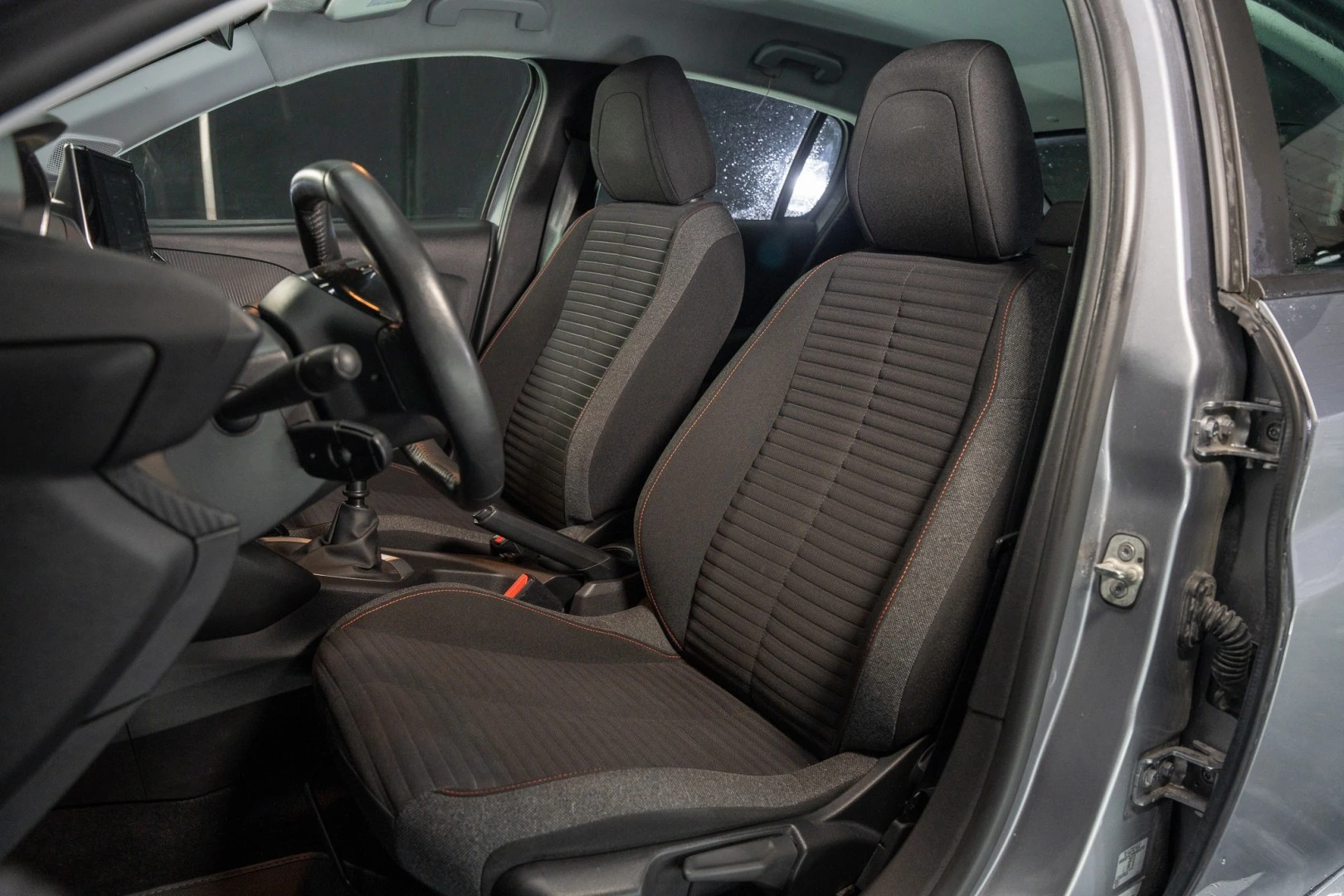Peugeot 208 BlueHDi 100 Active Pack