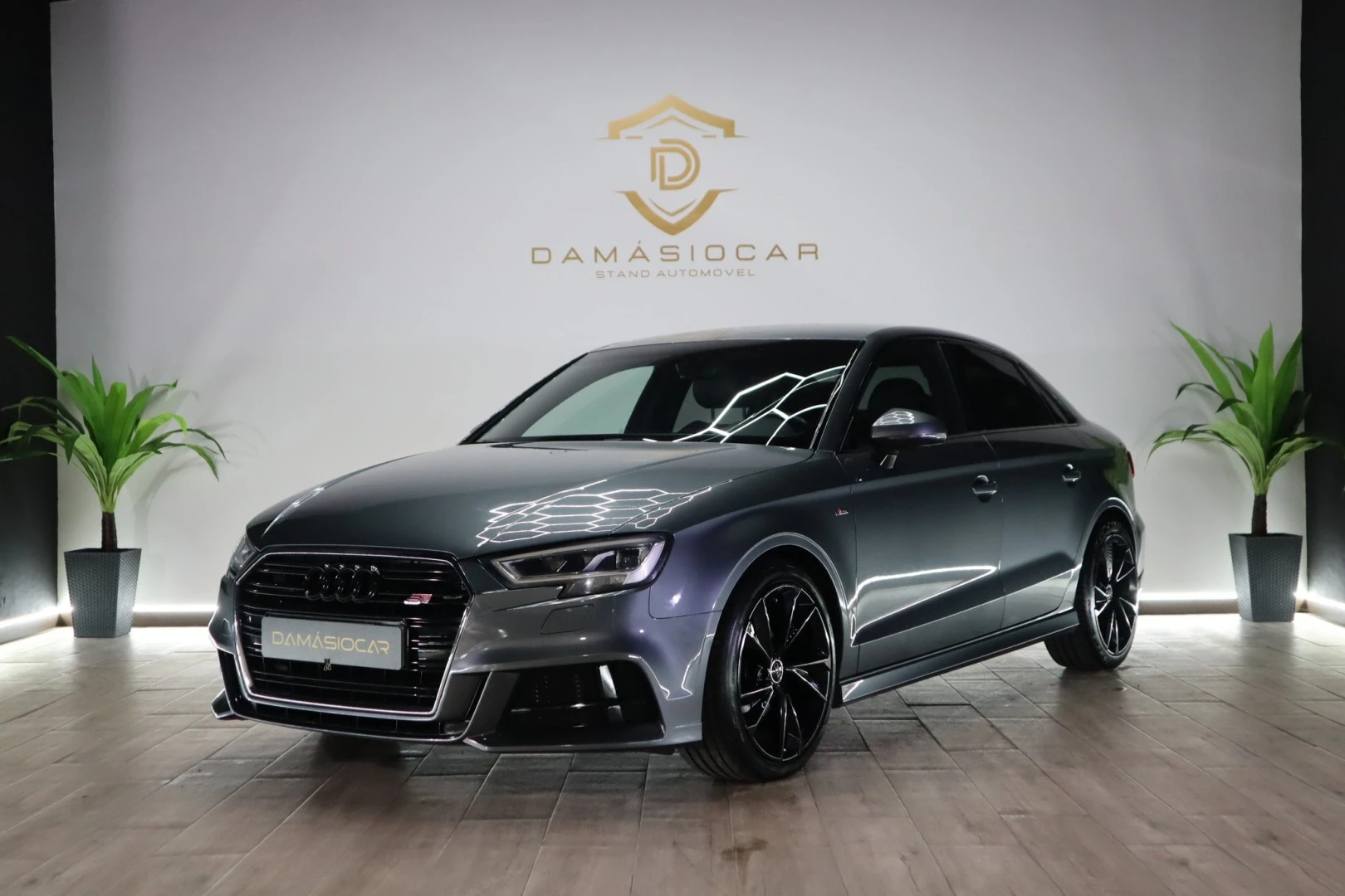 Audi A3 Limousine 1.6 TDI S-line S tronic