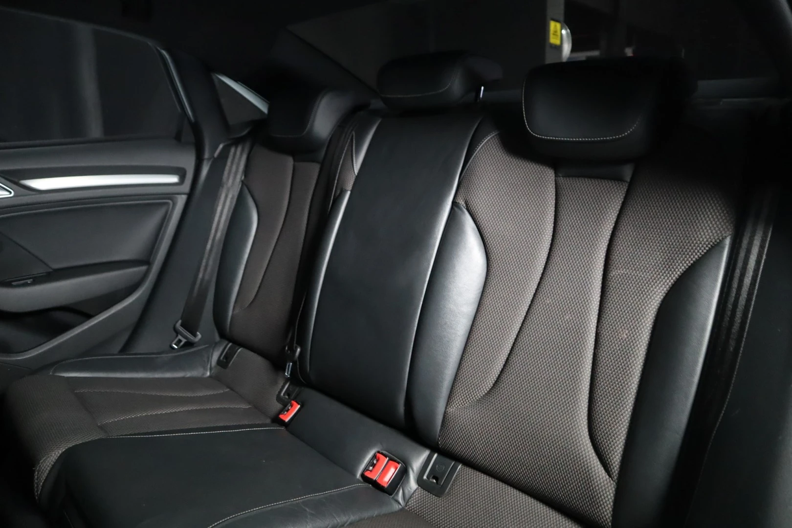 Audi A3 Limousine 1.6 TDI S-line S tronic