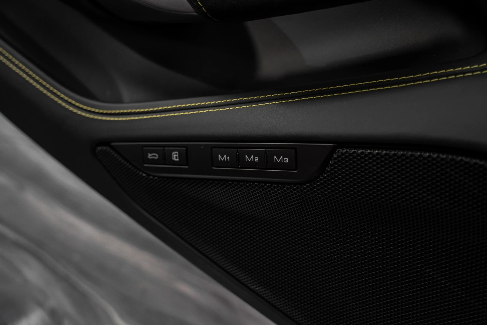 Ferrari F8 Tributo Standard